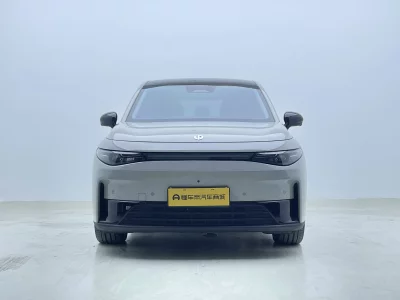 Leapmotor C10