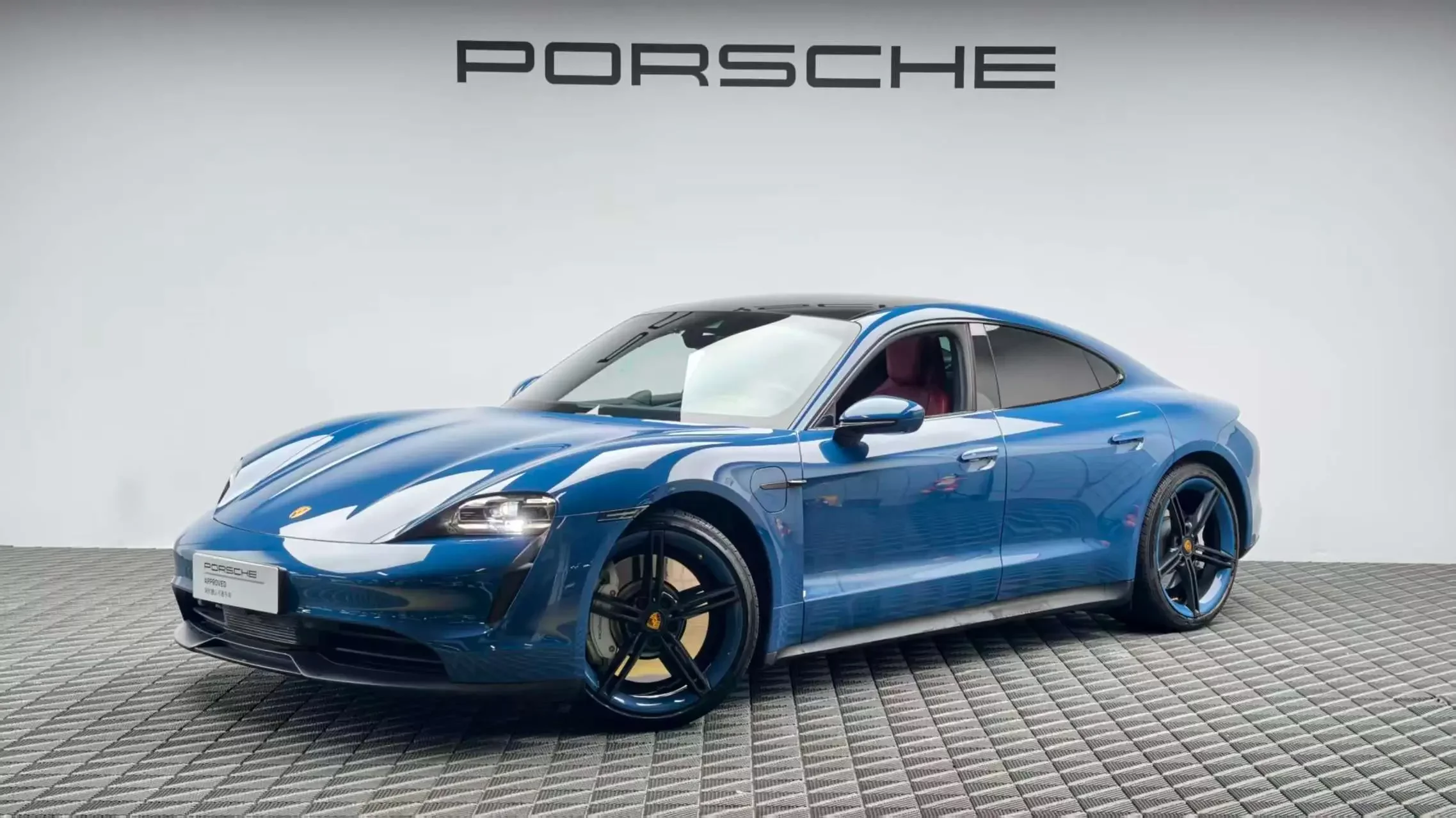 Porsche Taycan