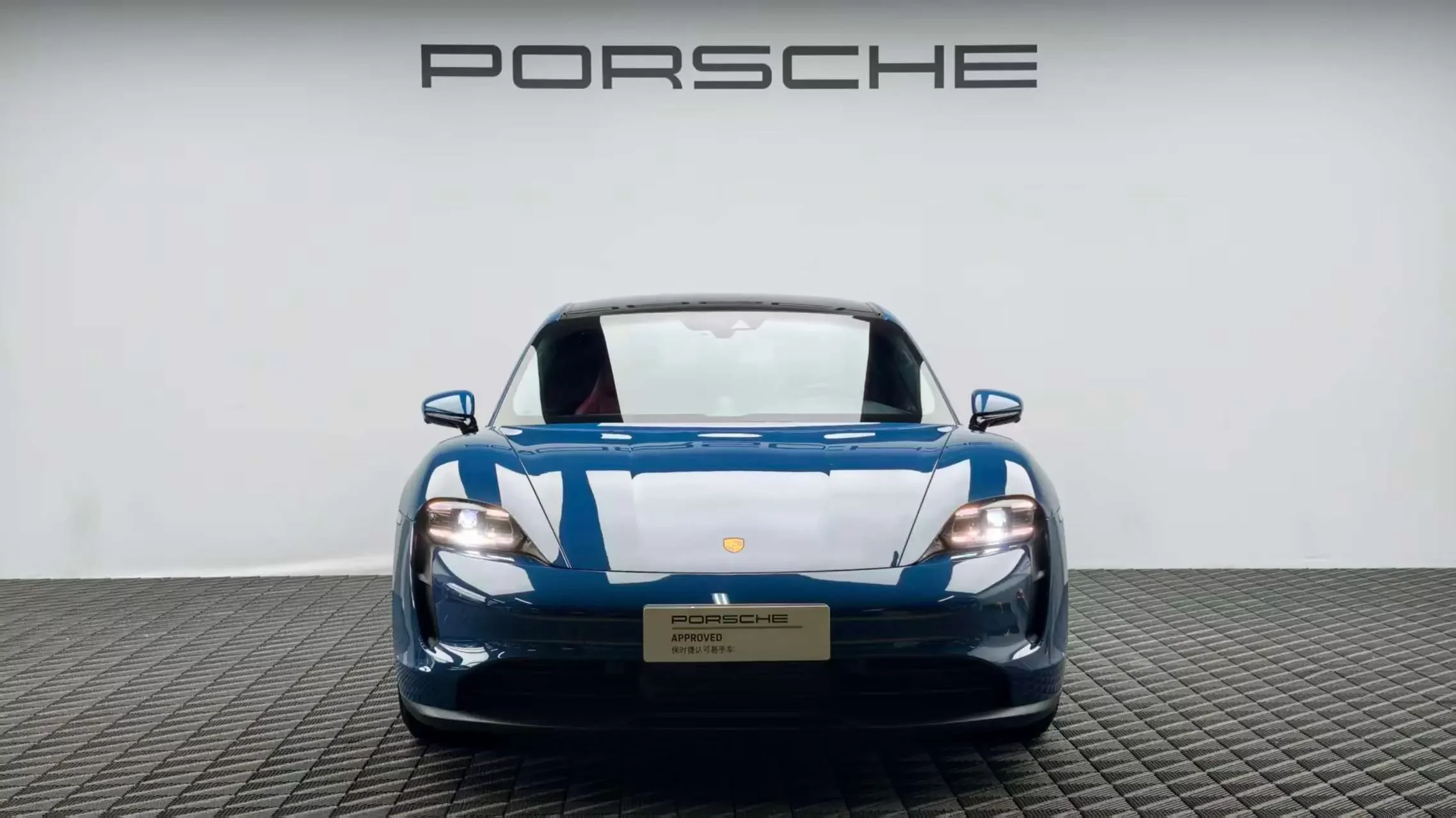 Porsche Taycan