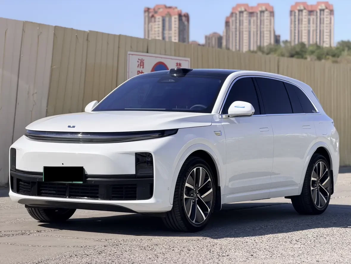 Lixiang L7