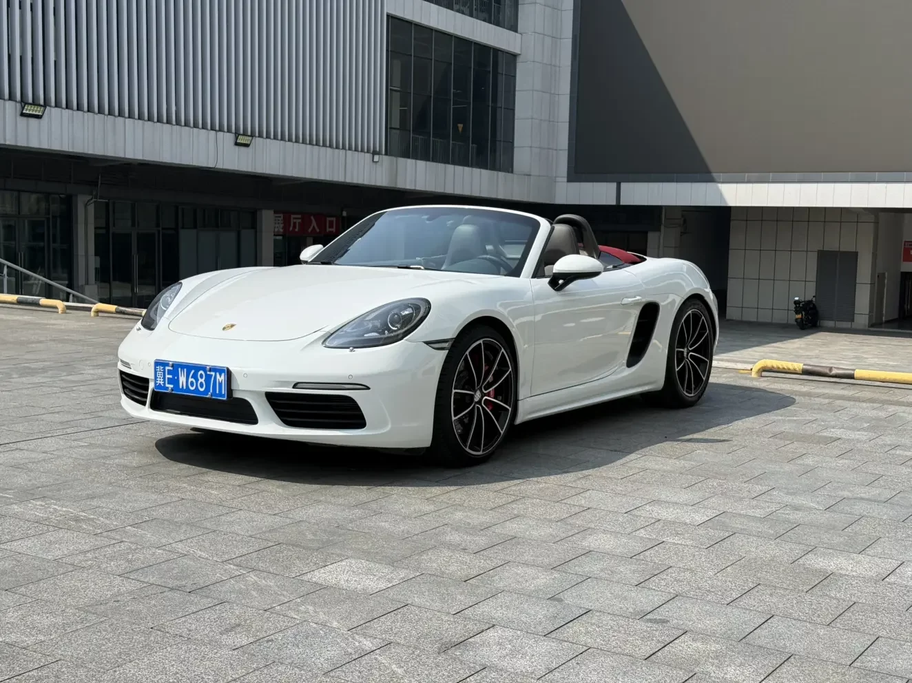 Porsche 718