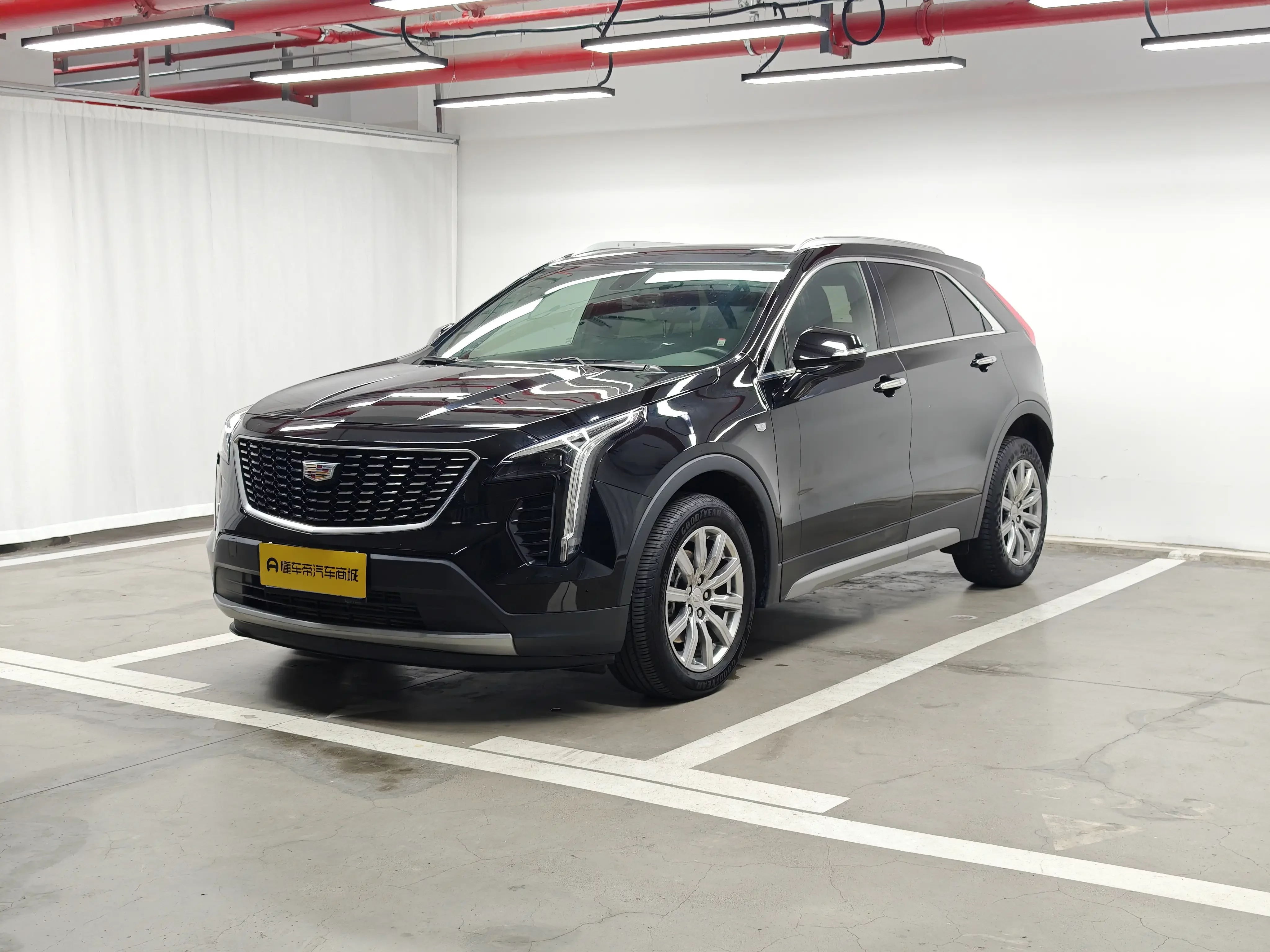Cadillac XT4  из Китая