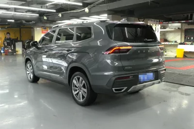 Geely Okavango
