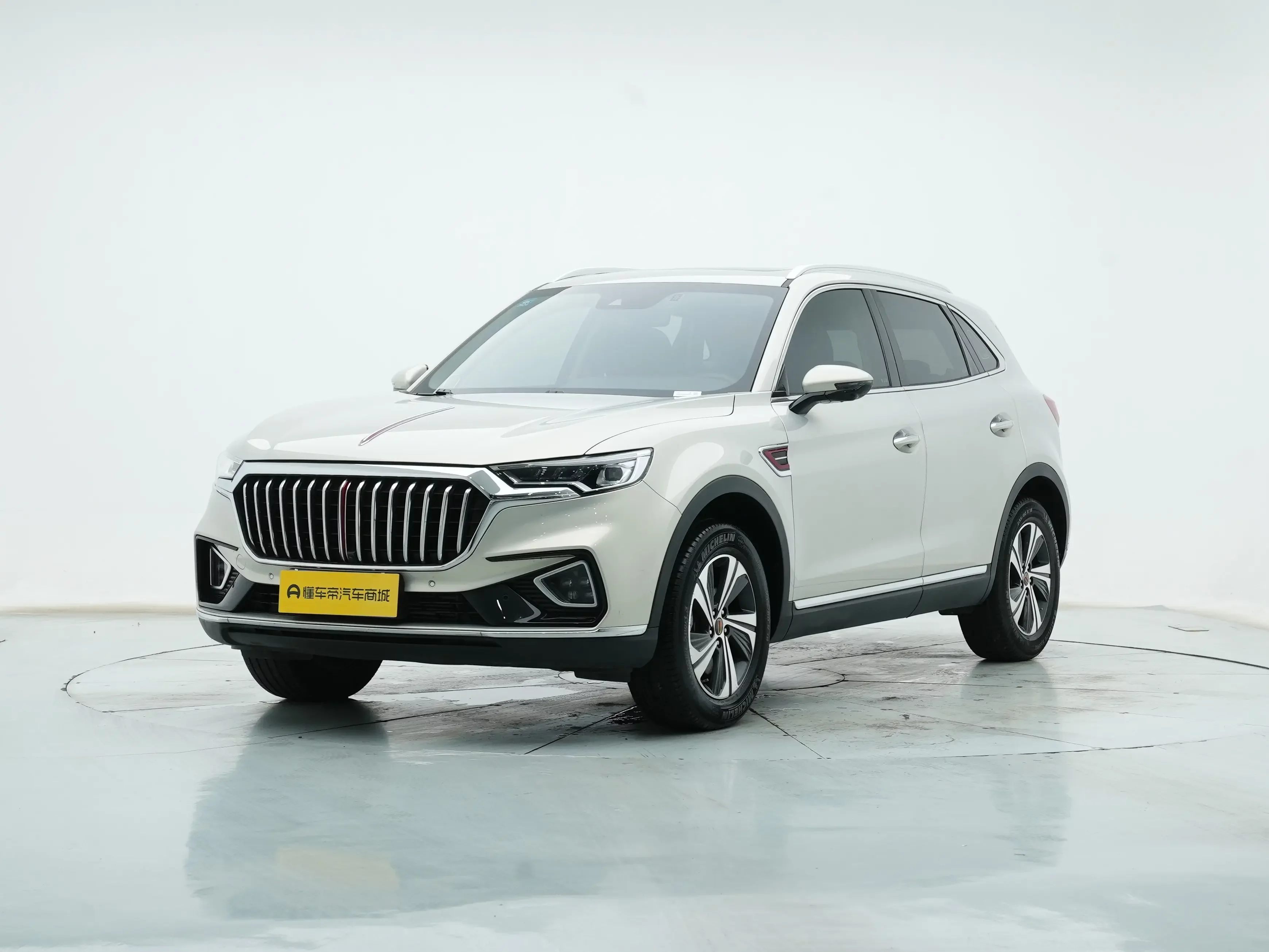 Hongqi HS5