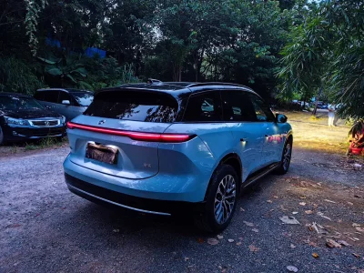 NIO ES6