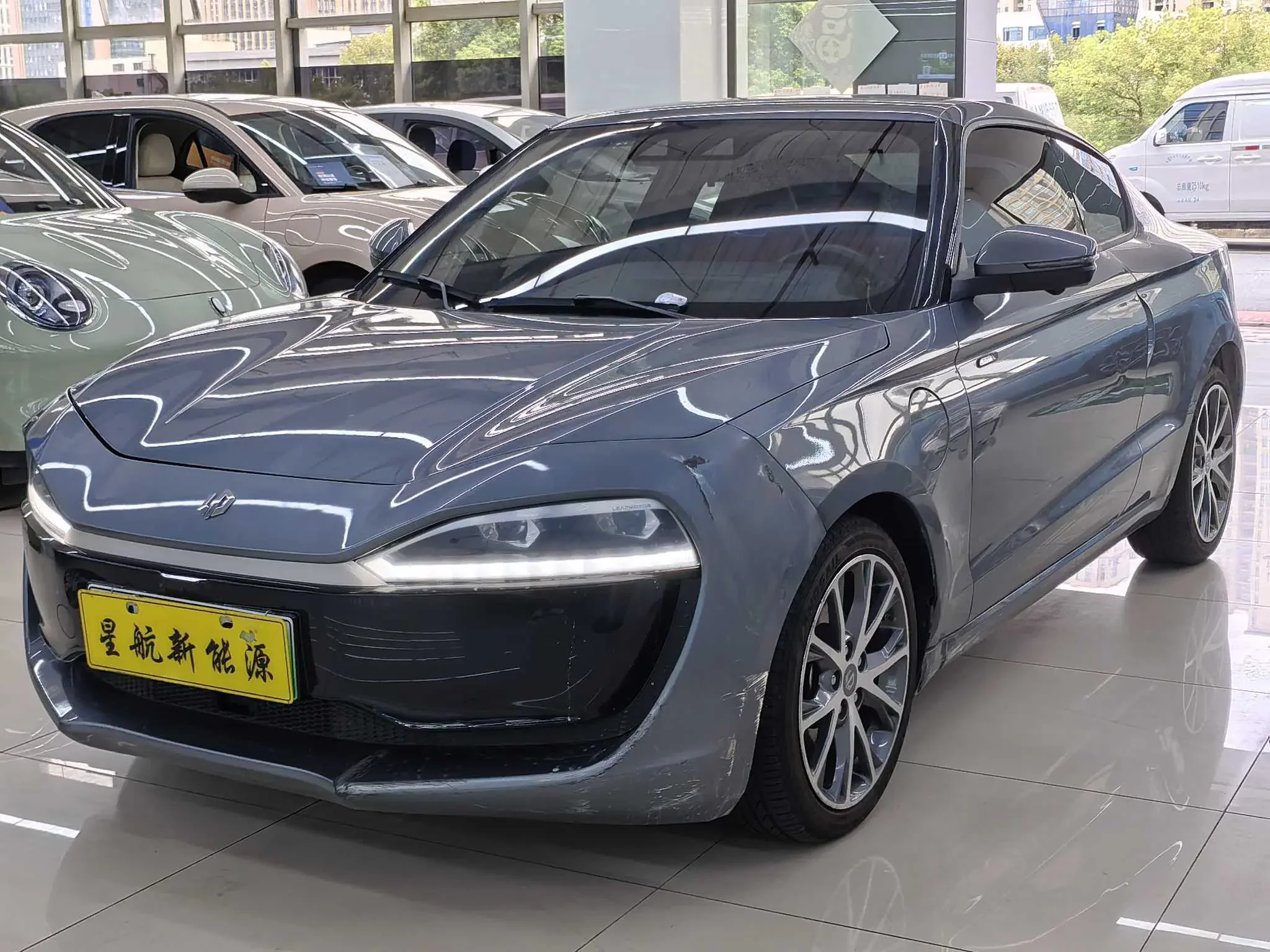 Leapmotor Leap running S01