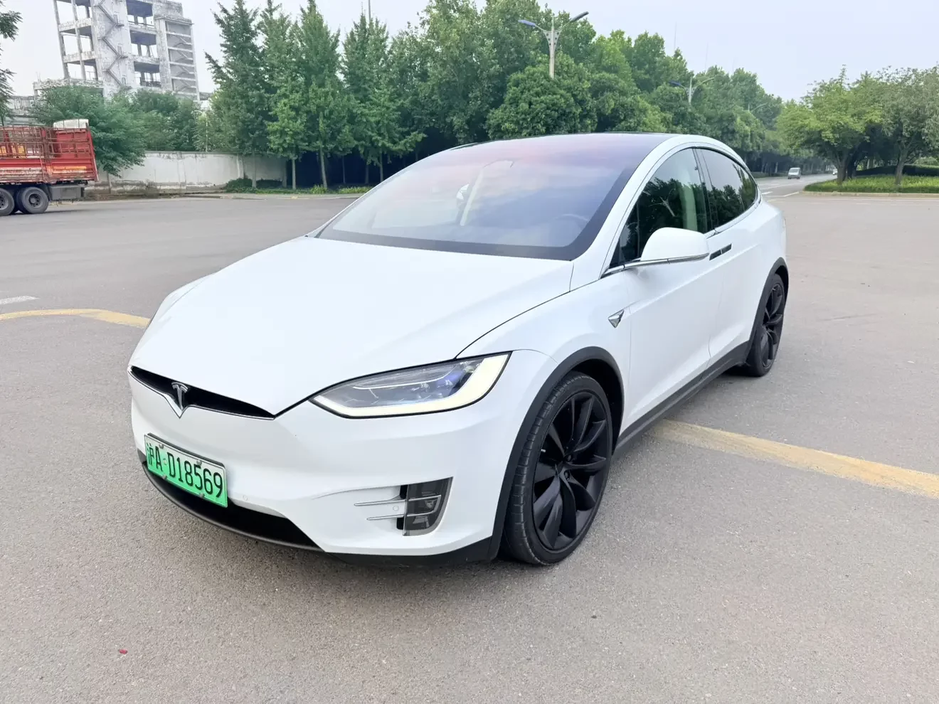 Tesla Model X