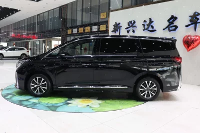 GAC Trumpchi M8