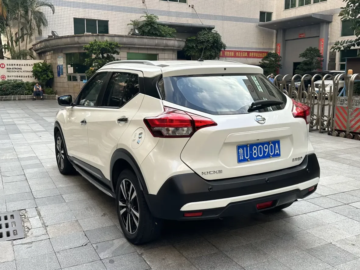Nissan Jinke