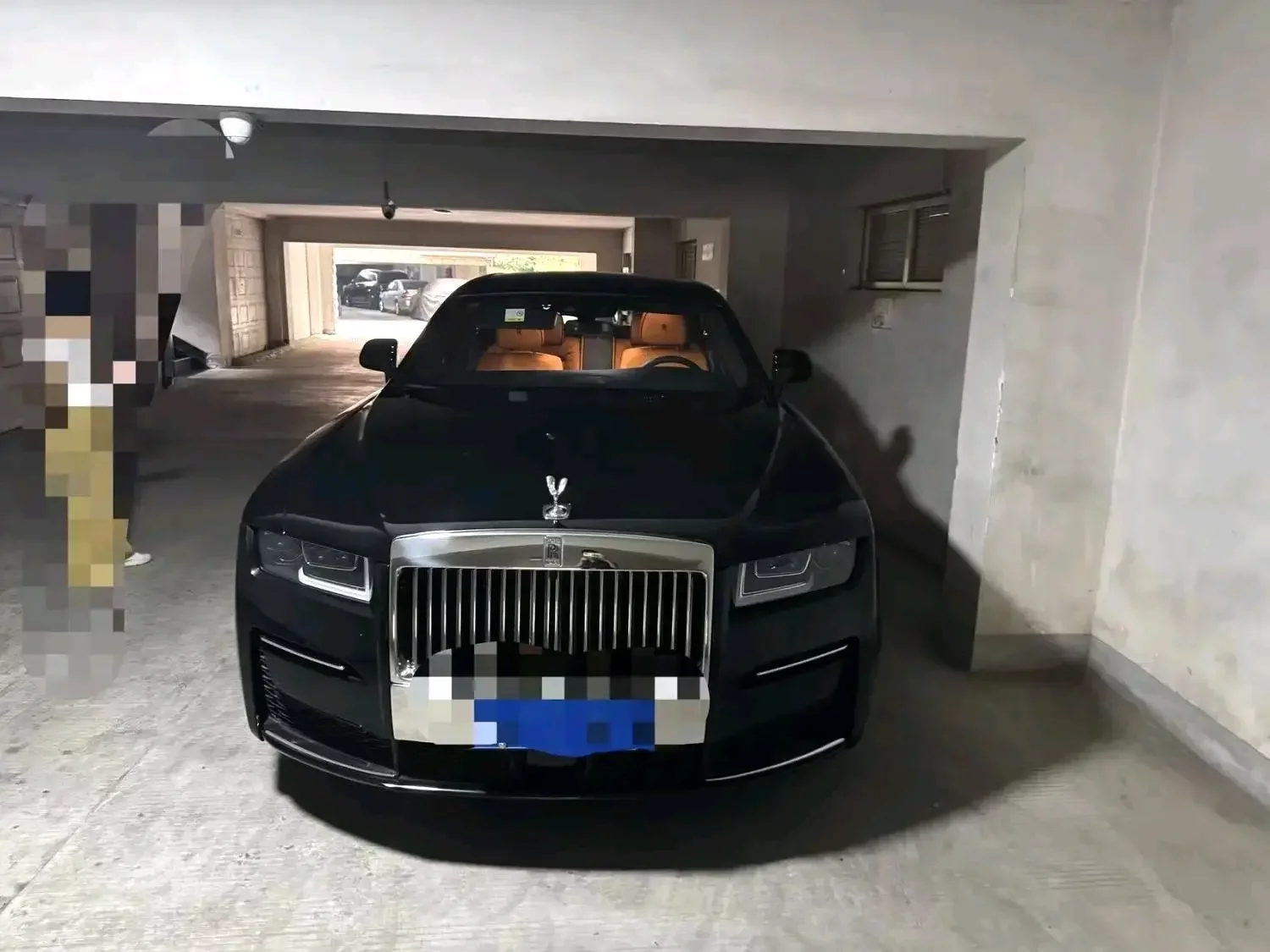 Rolls Royce Ghost  из Китая