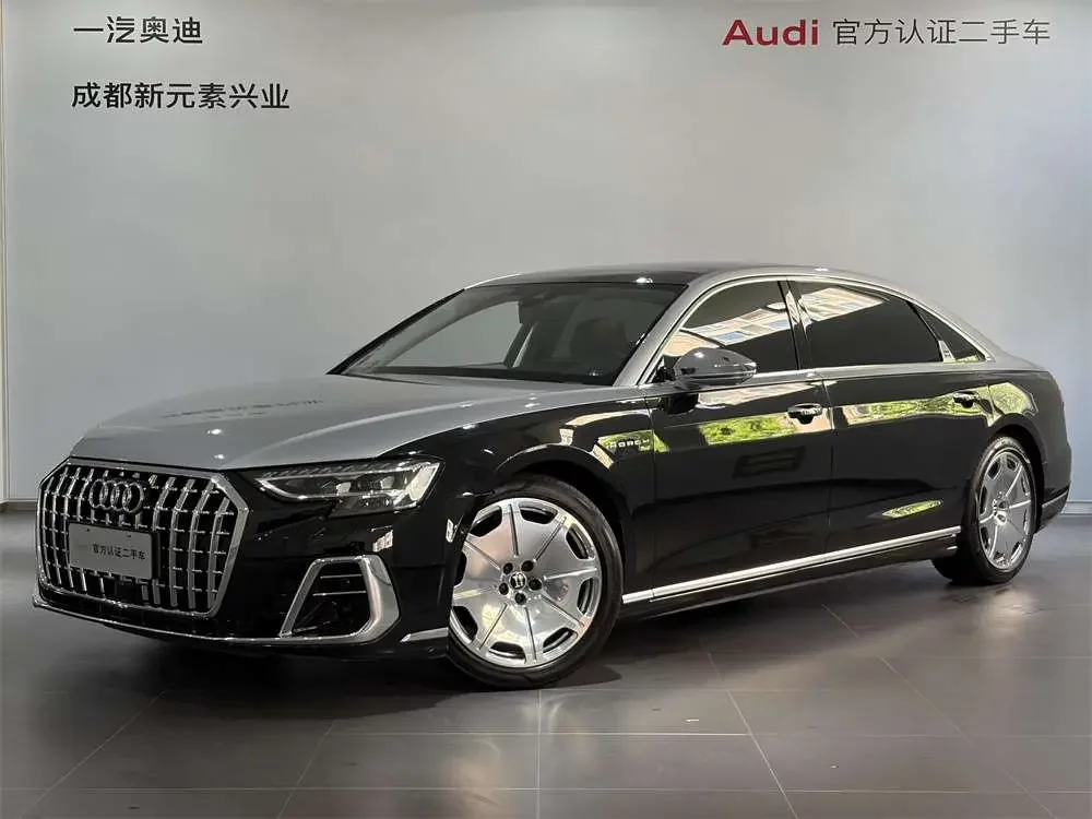 AUDI A8