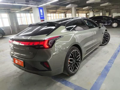 ZEEKR 001