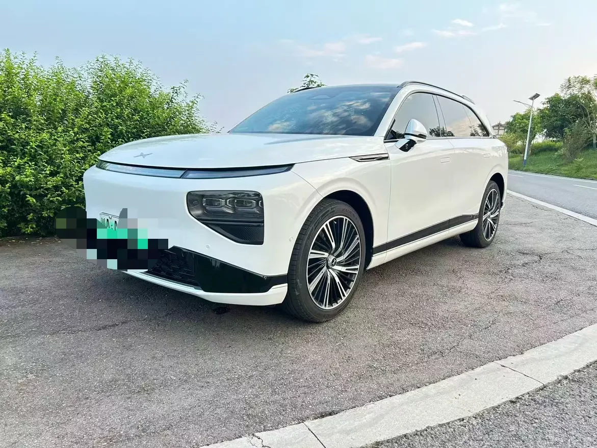 Xpeng G9