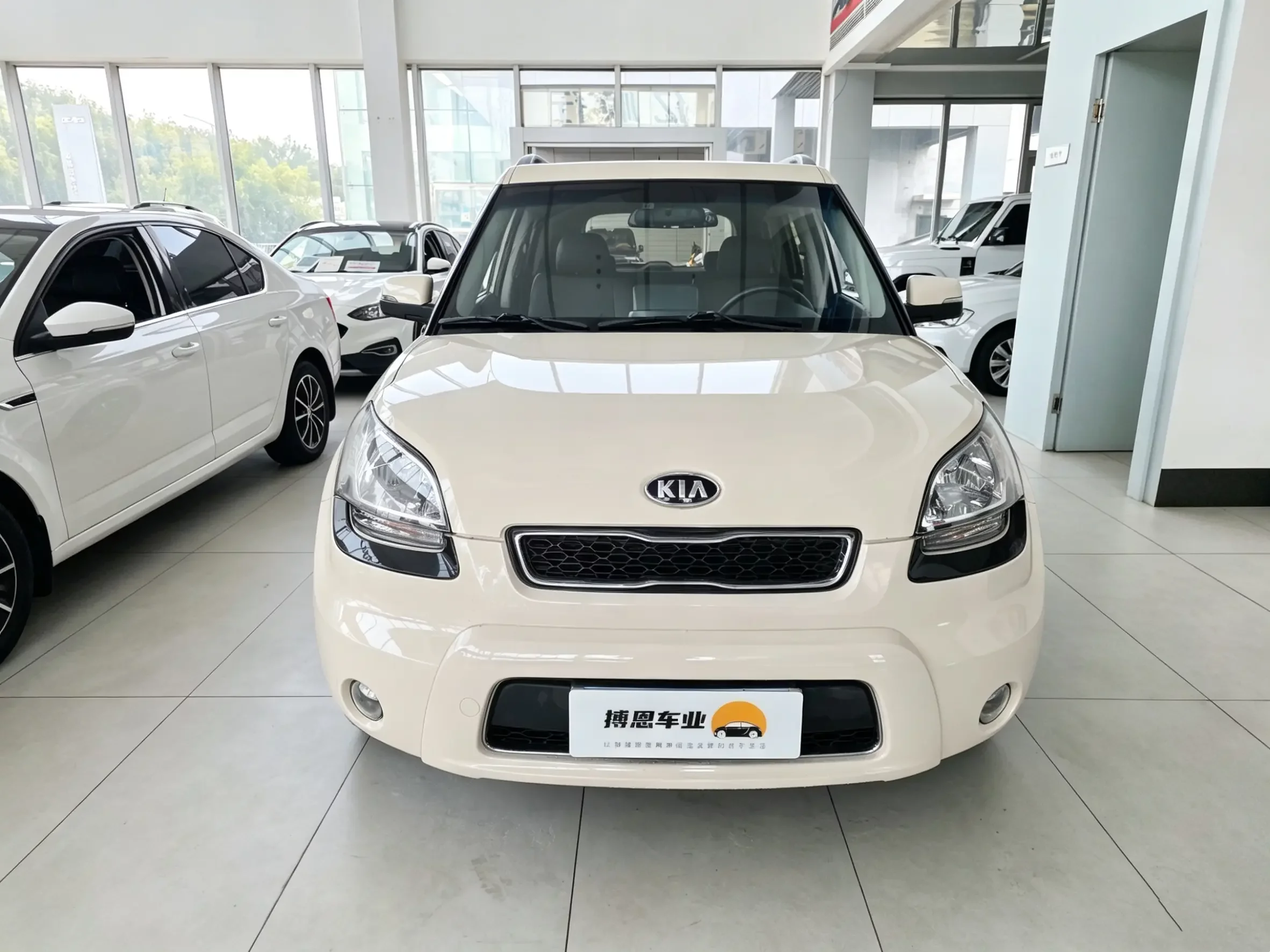 Kia Shor  из Китая