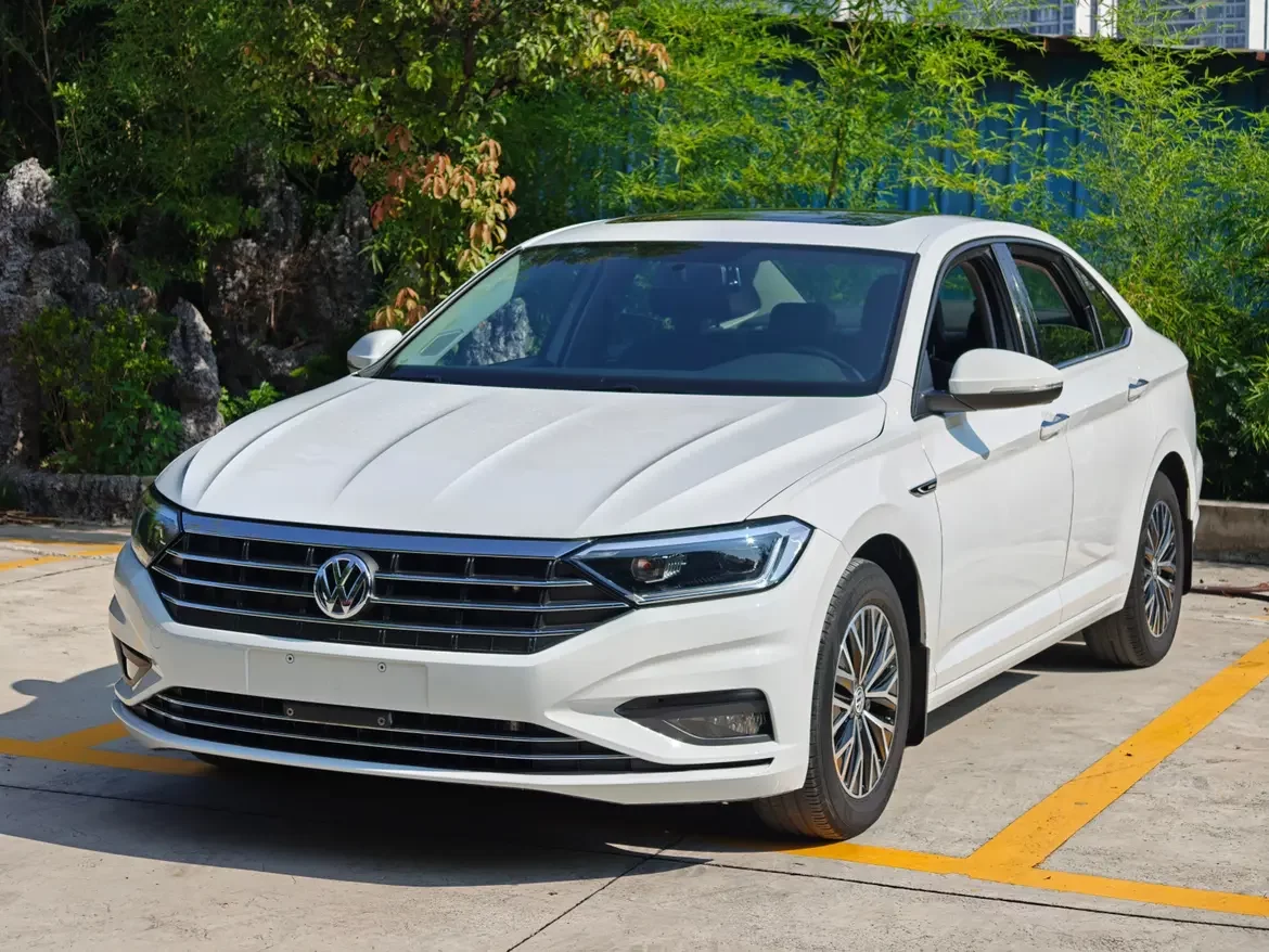 Volkswagen Sagitar