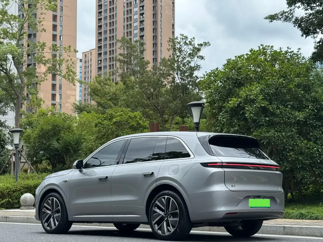 Lixiang L6