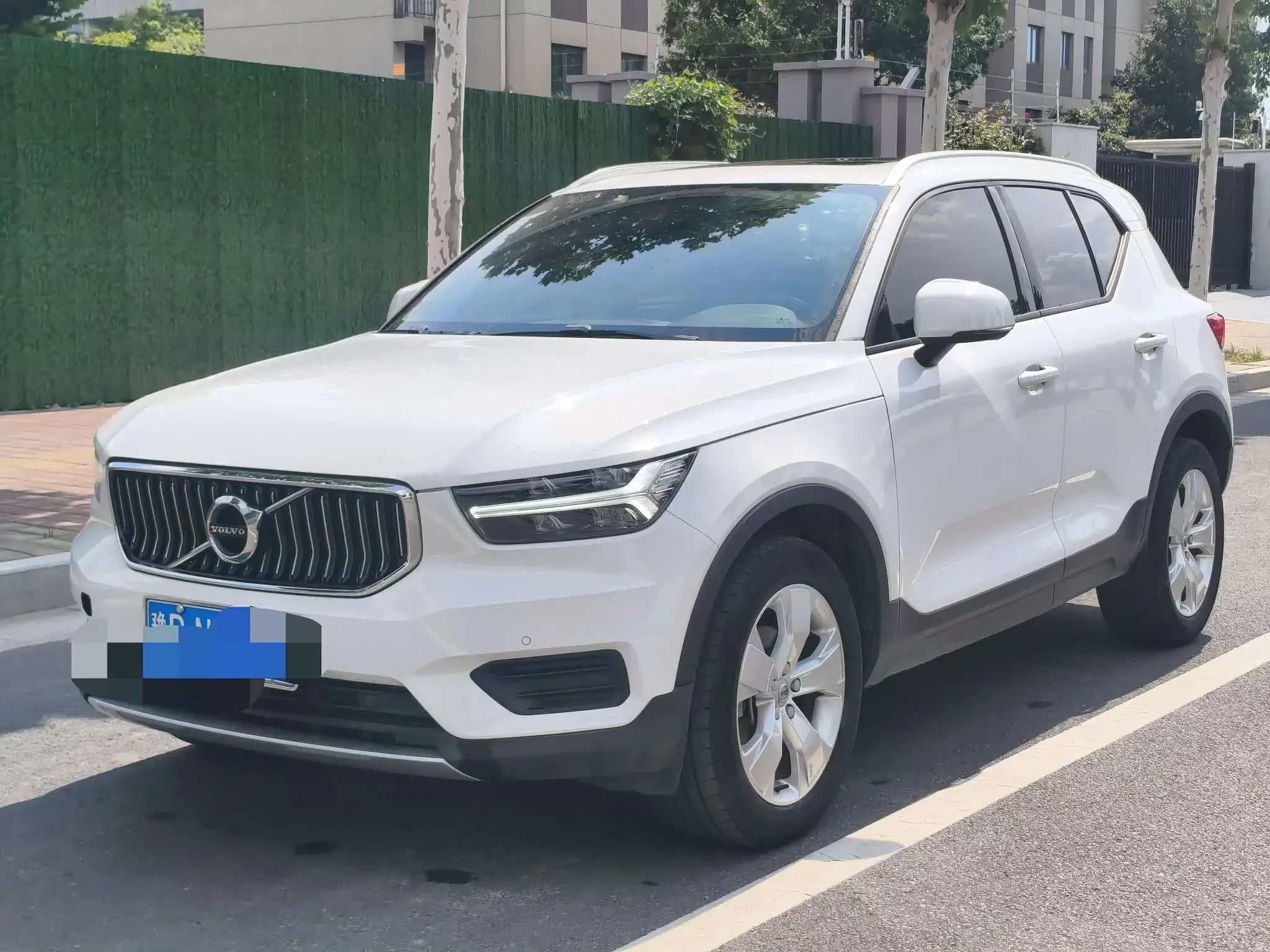 Volvo XC40  из Китая