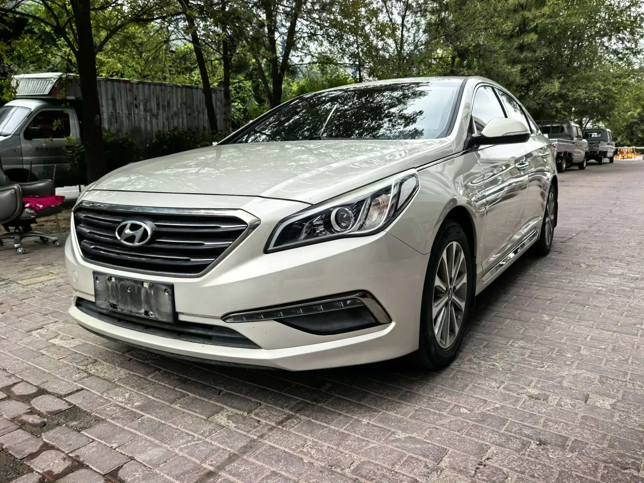 Hyundai sonata nine