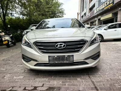 Hyundai sonata nine