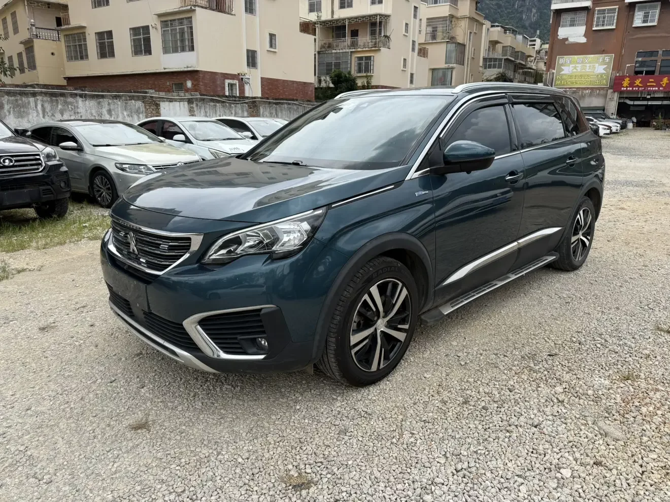 Peugeot 5008