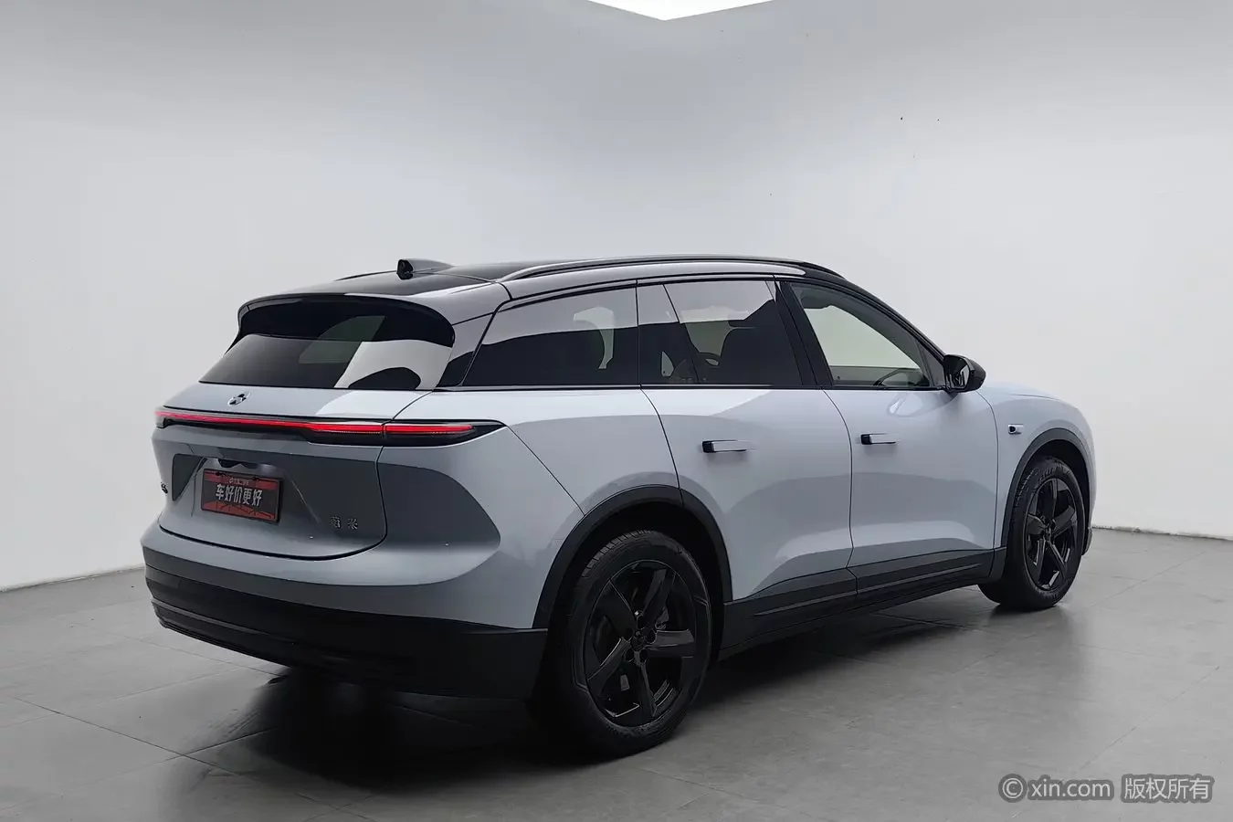 NIO ES6