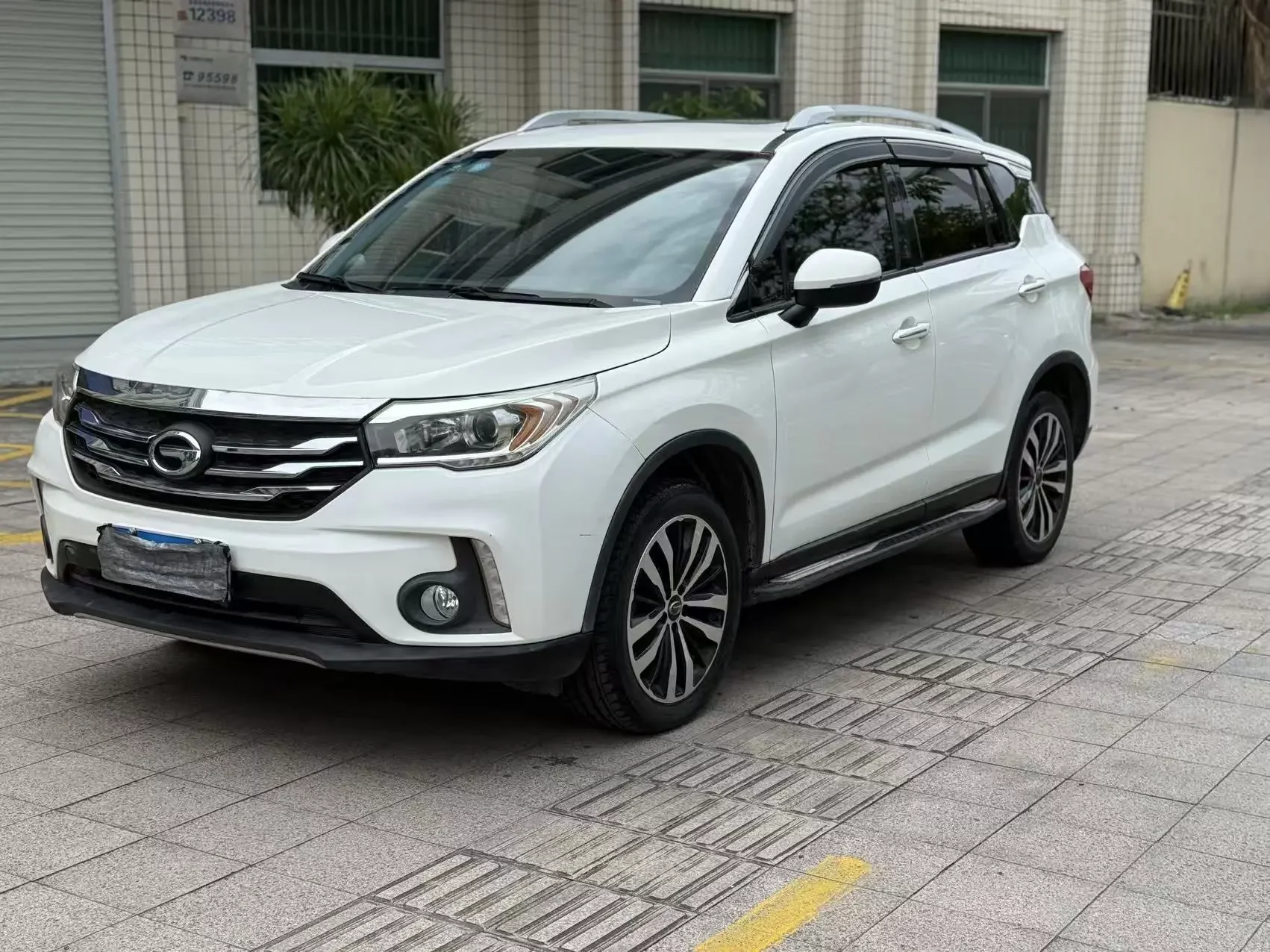 GAC Trumpchi GS4