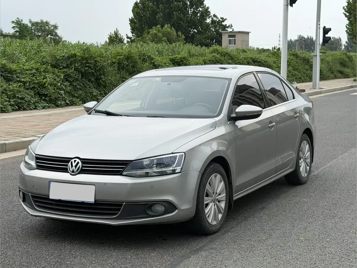 Volkswagen Sagitar