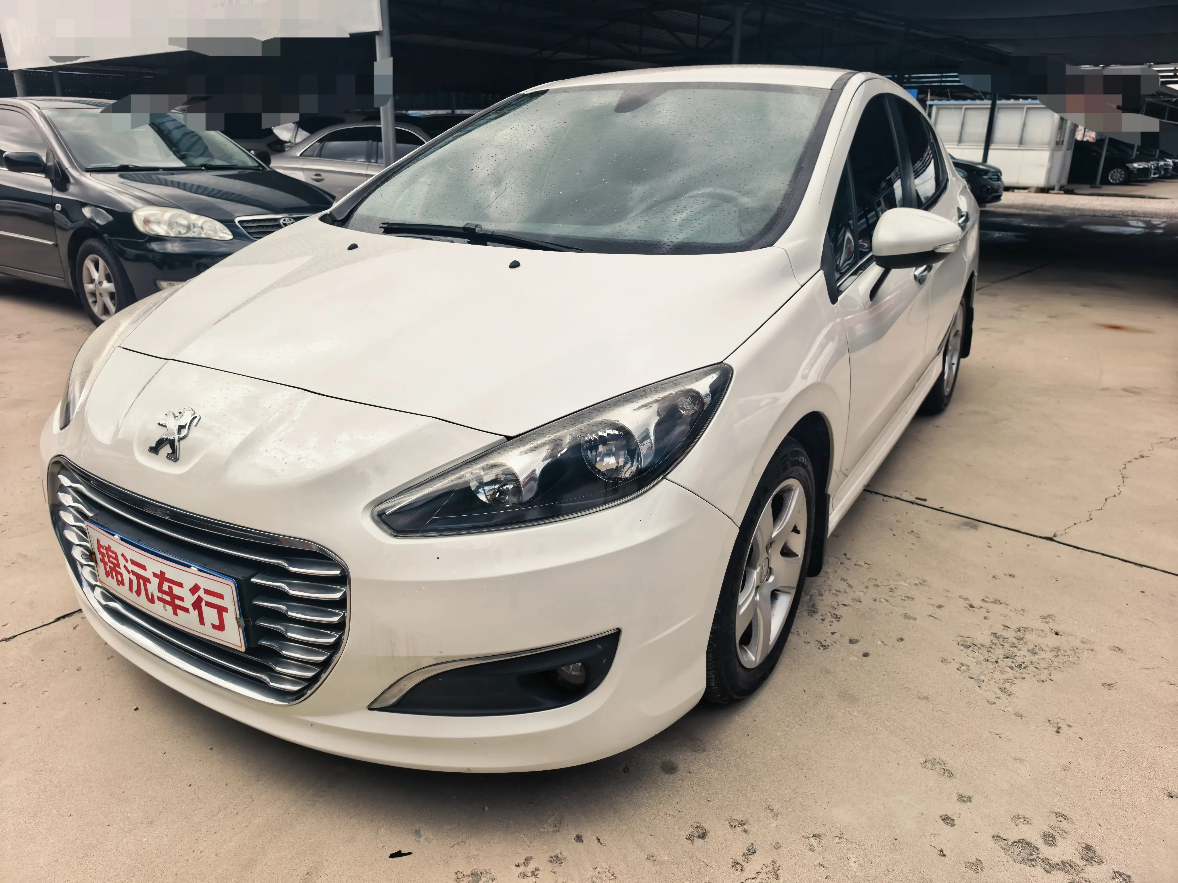 Peugeot 308  из Китая
