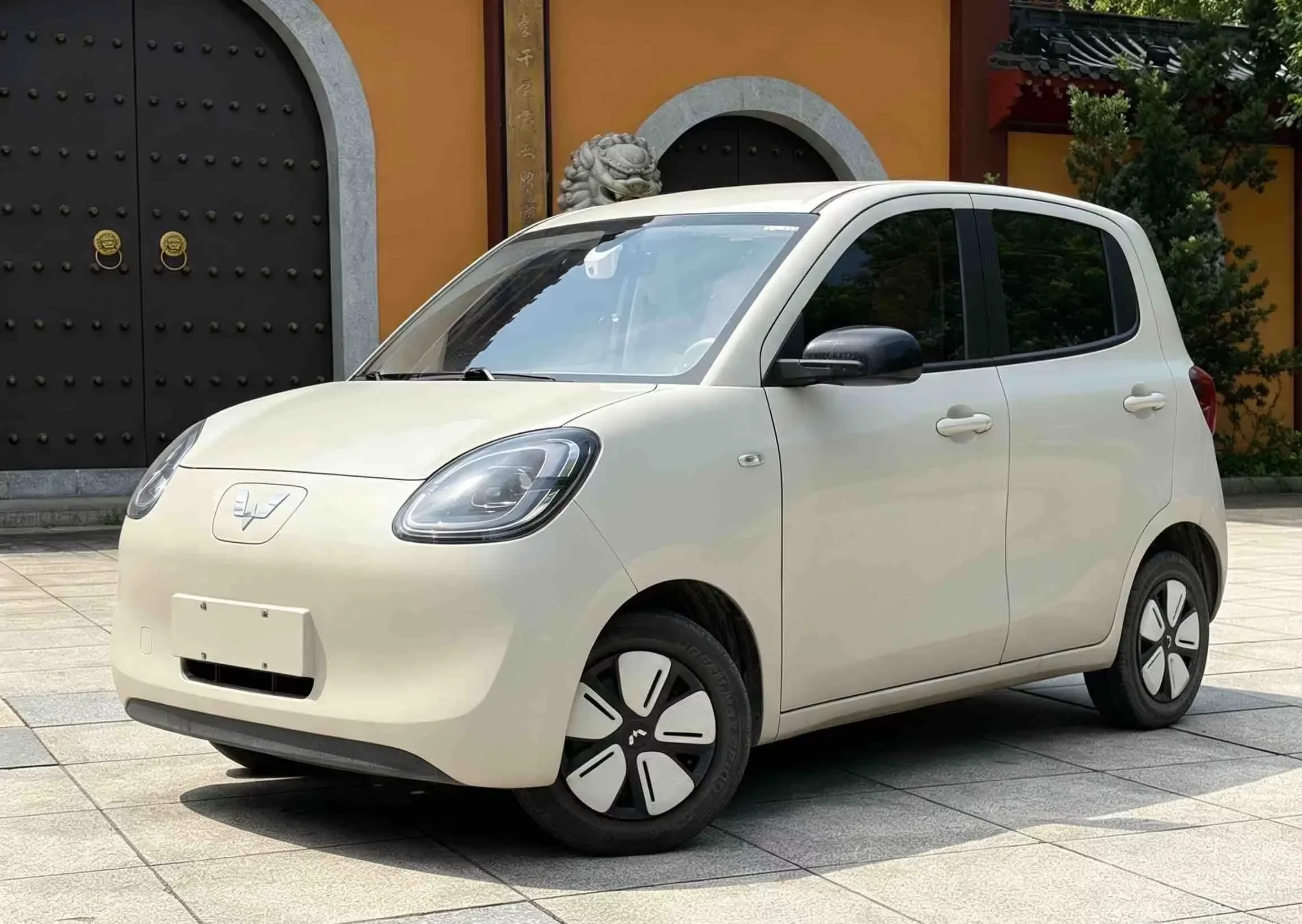 Wuling Zhiguang EV  из Китая