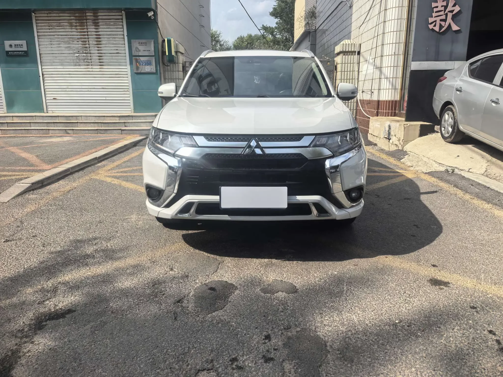 Mitsubishi Outlander  из Китая