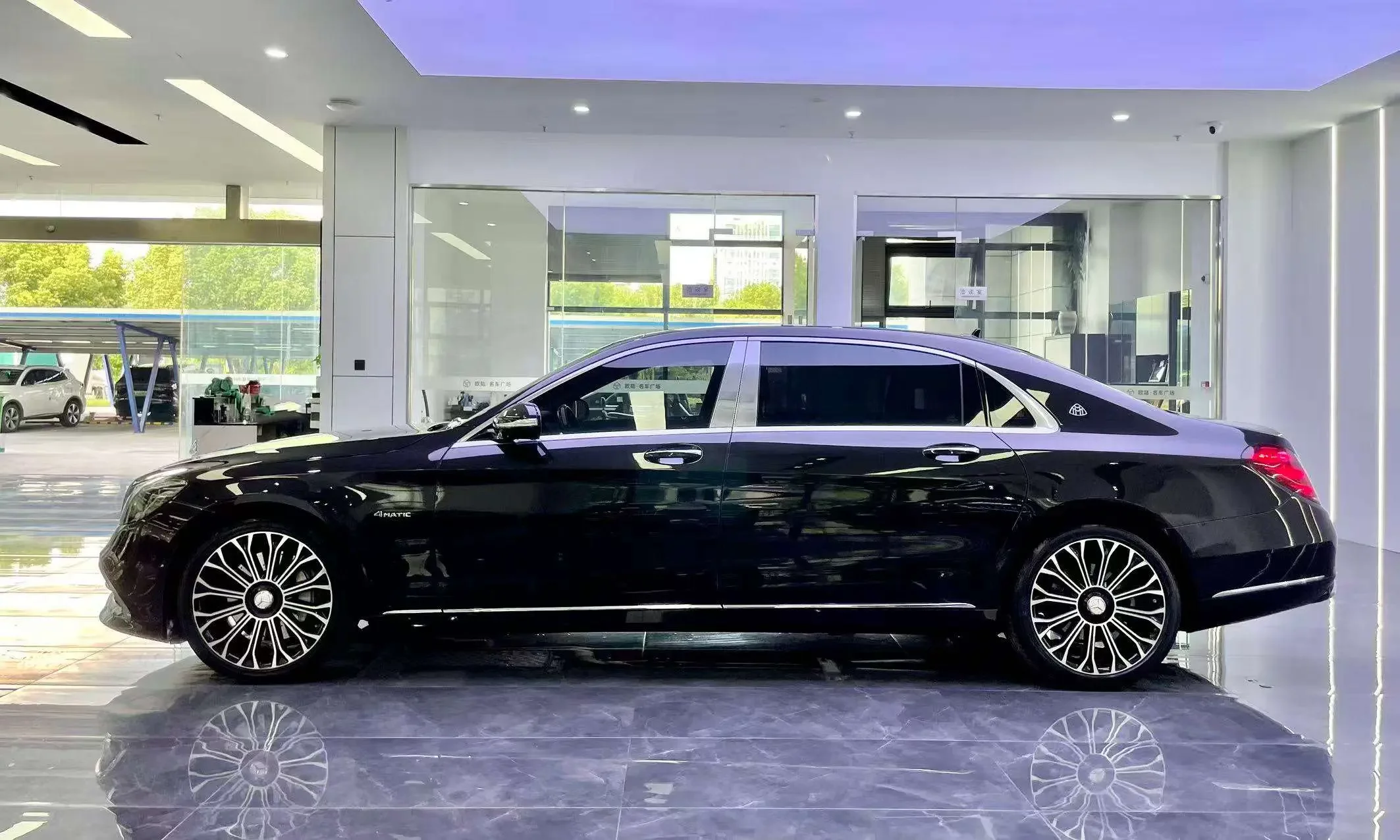 Mercedes-Benz Maybach S-Class