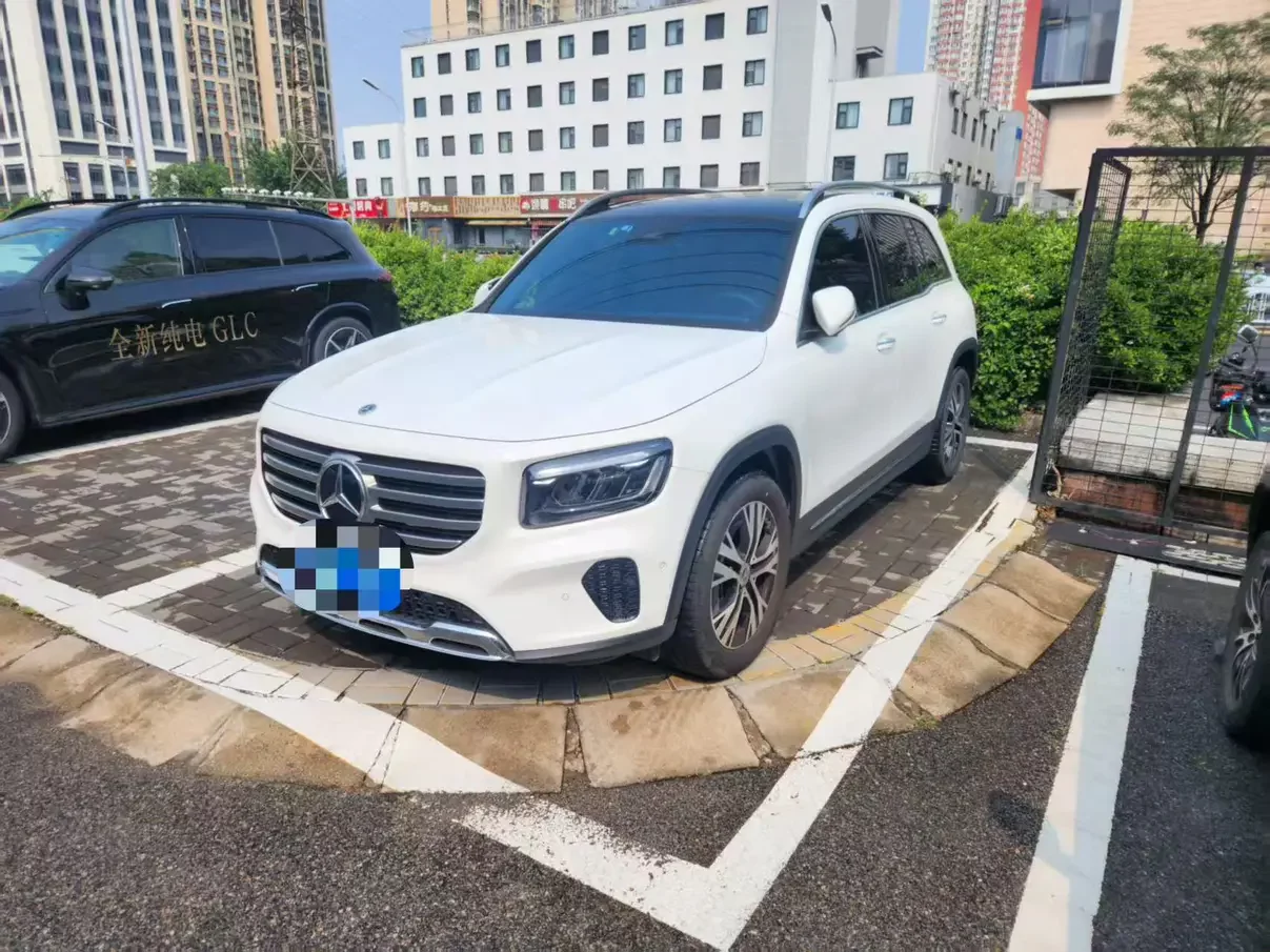 Mercedes-Benz GLB