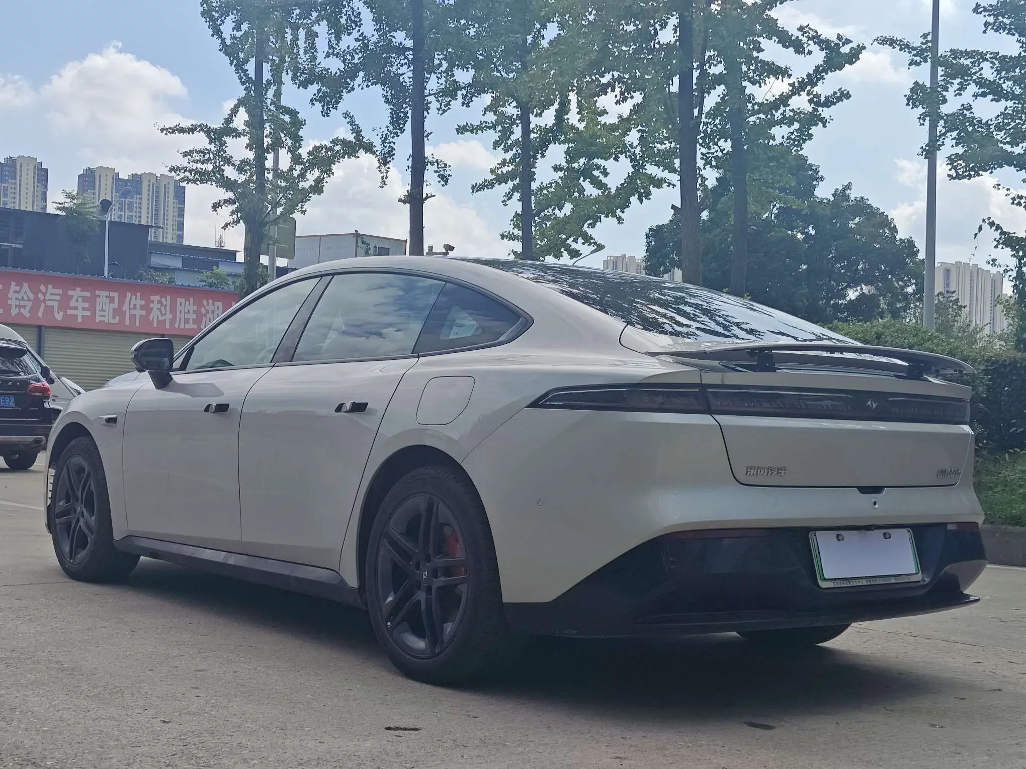 Dongfeng Yipai 007
