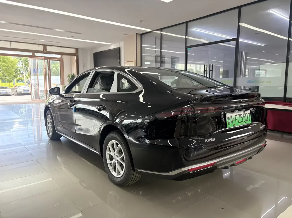 Geely Galaxy Star 6
