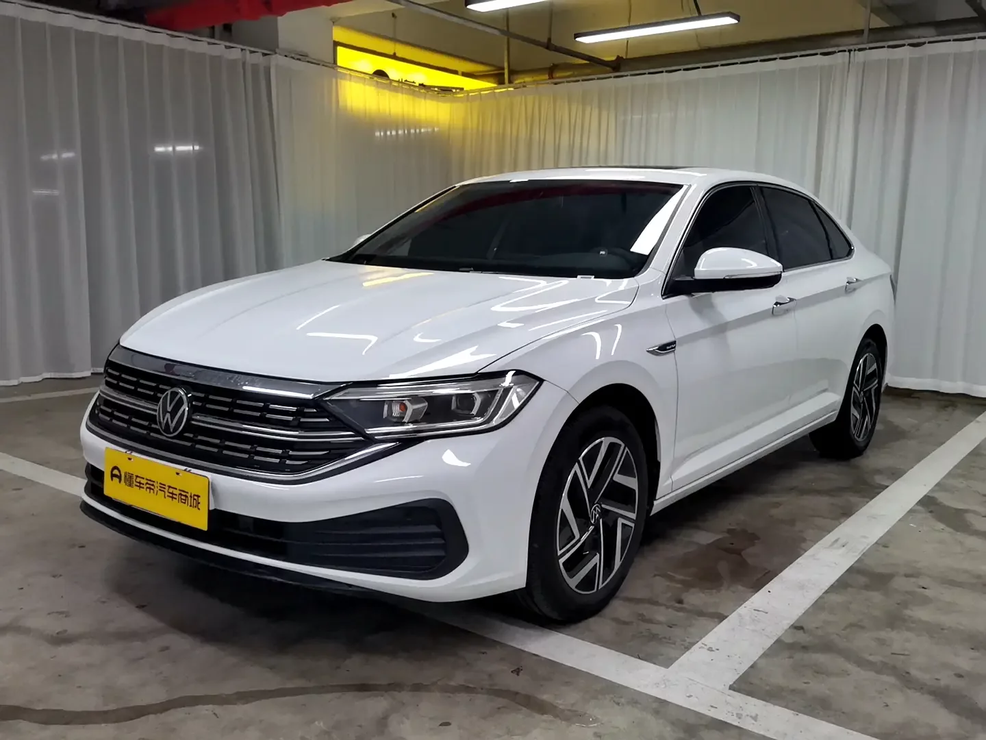 Volkswagen Sagitar