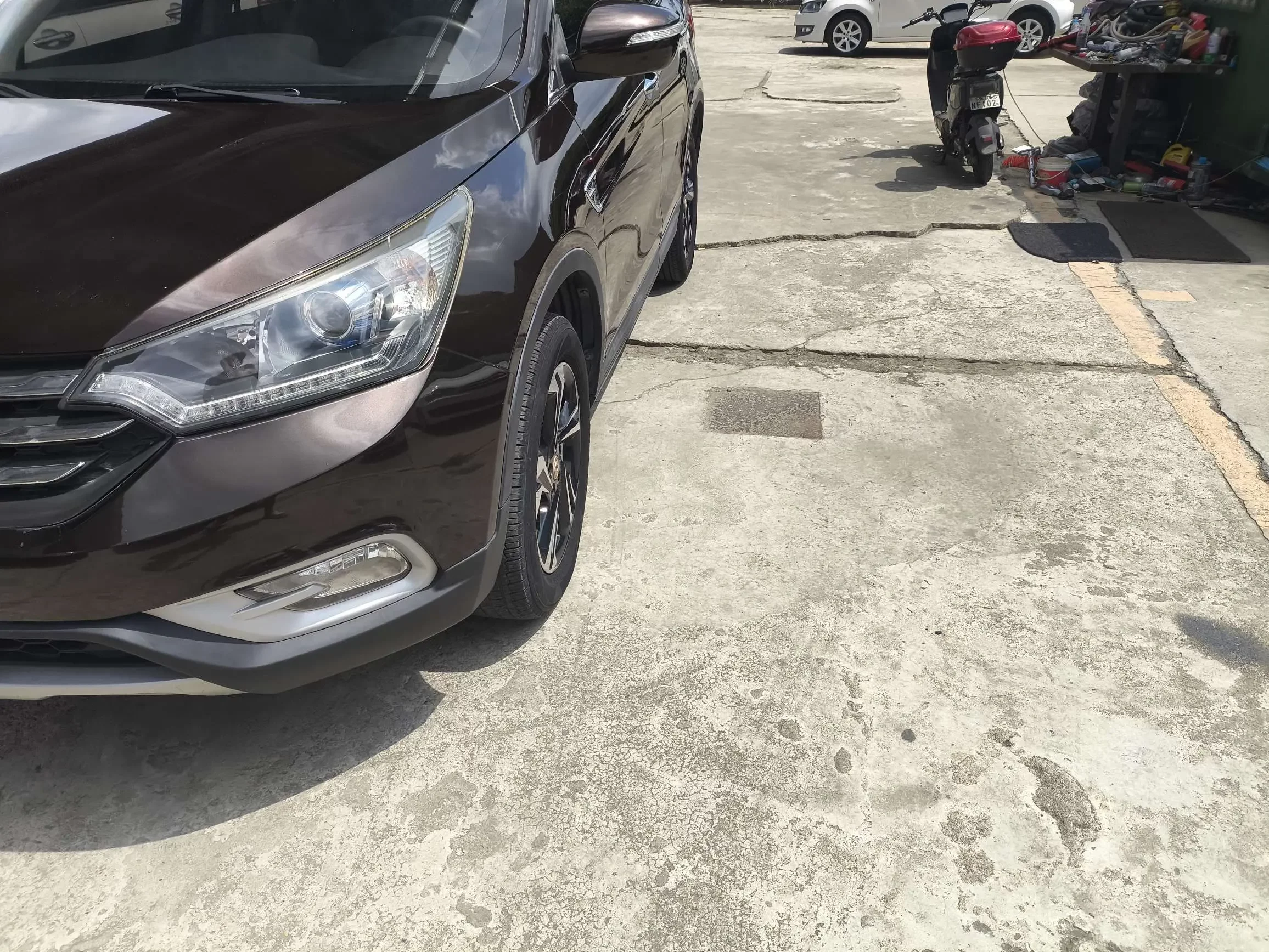 Dongfeng Fengshen AX7