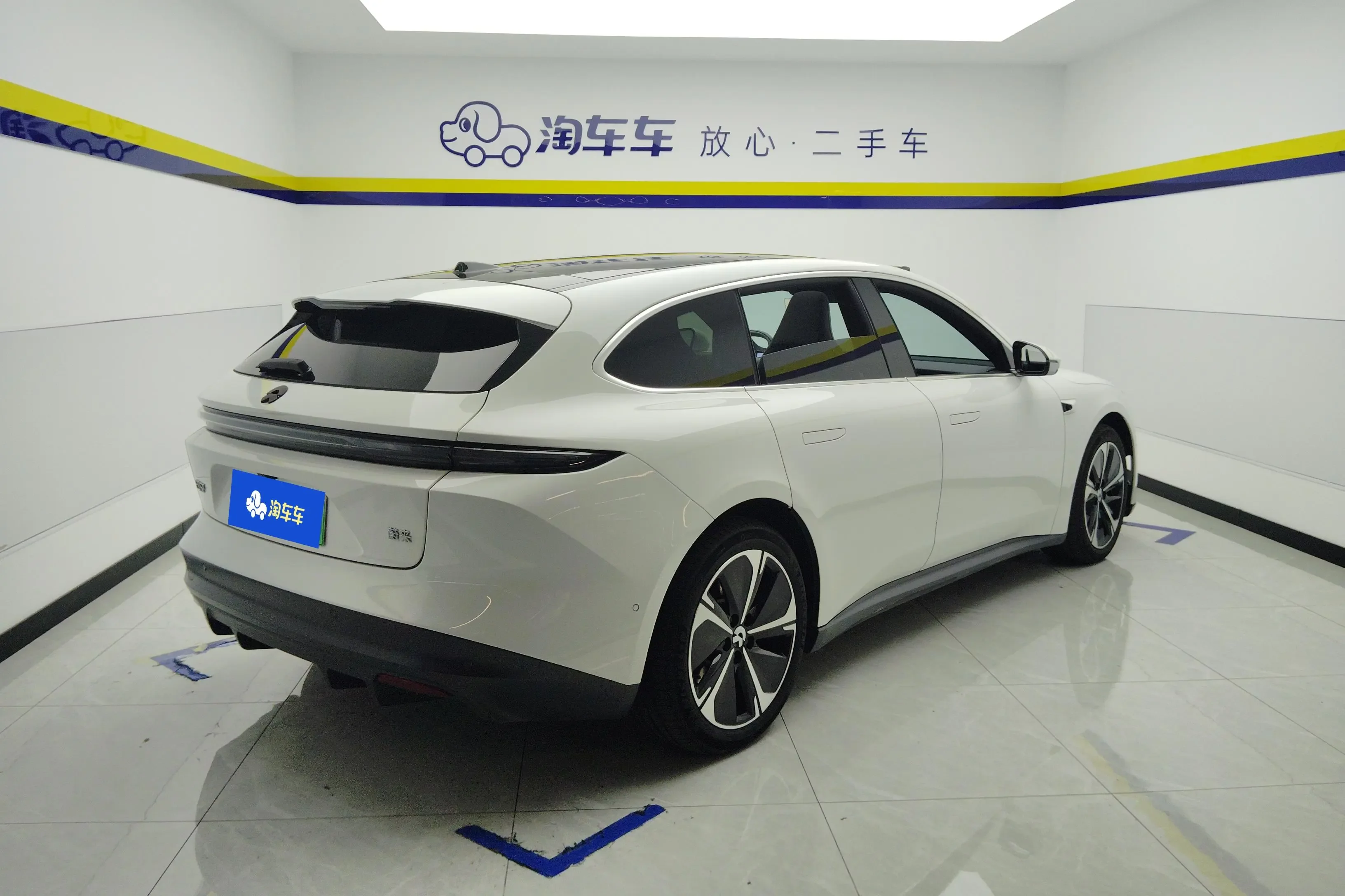 NIO ET5T