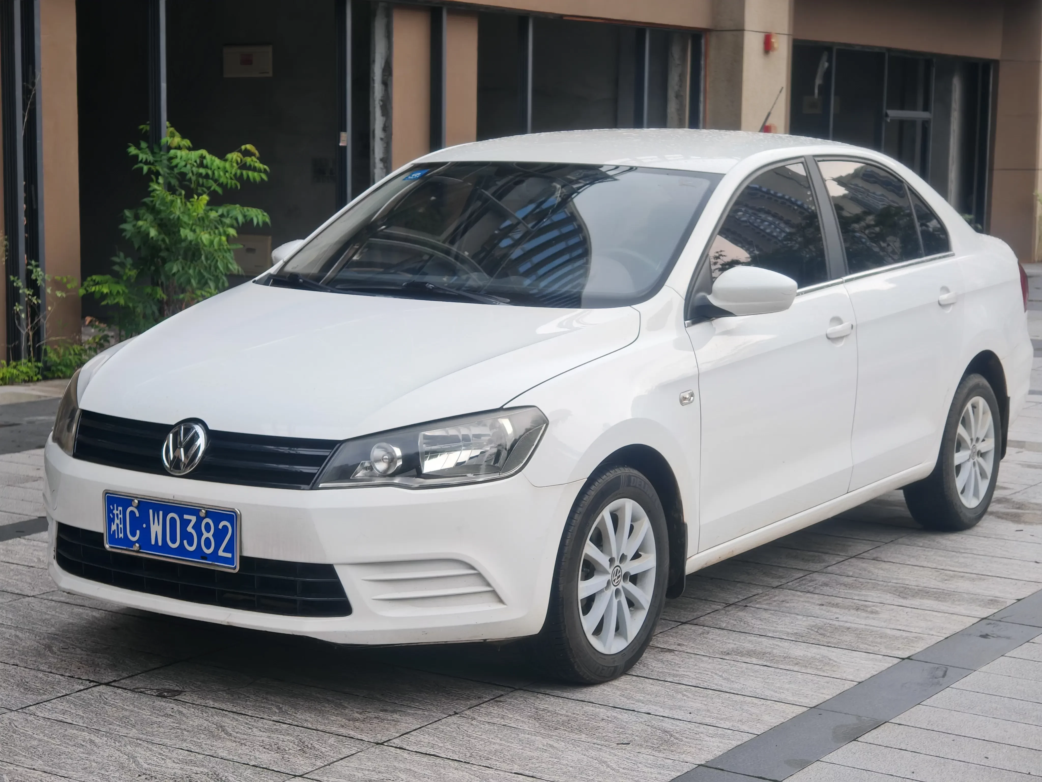 Volkswagen Jetta  из Китая