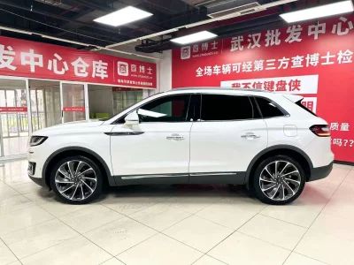 Lincoln Voyager