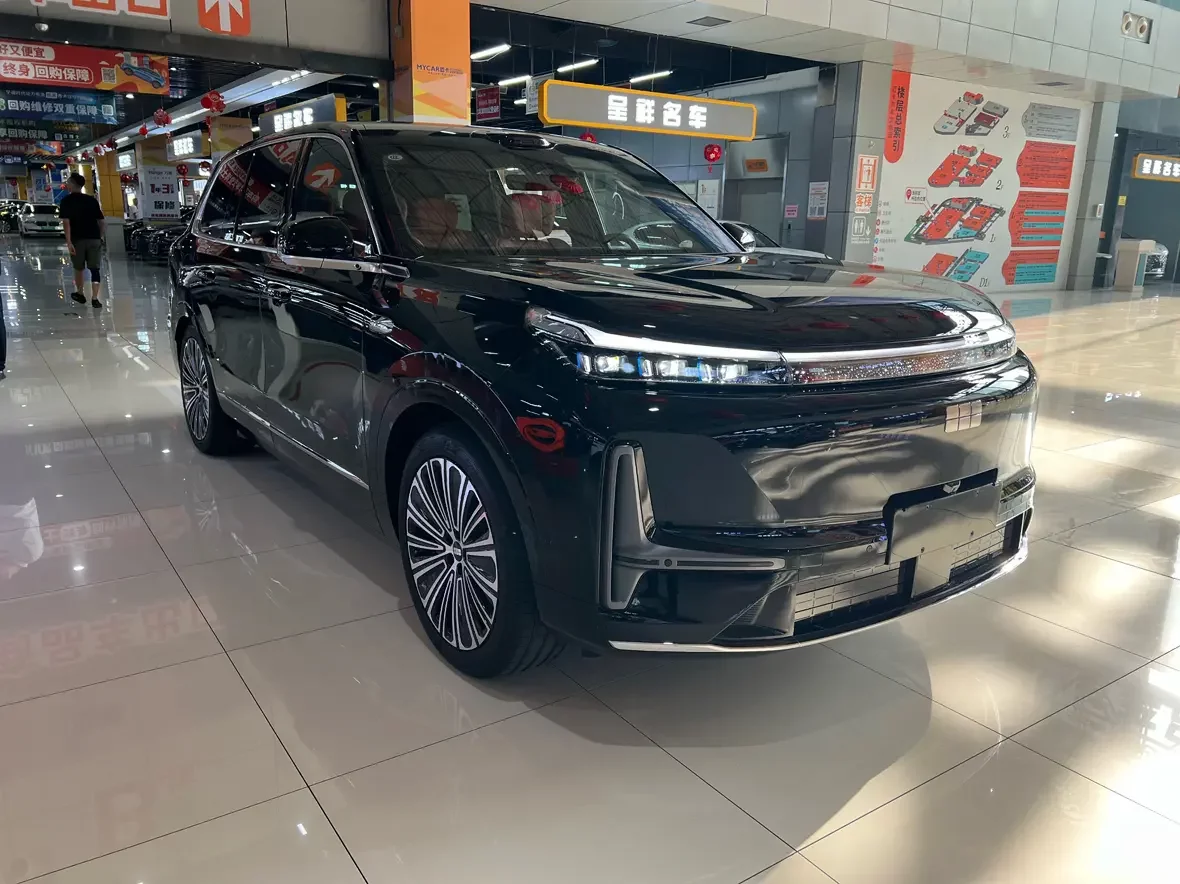Geely Galaxy M9