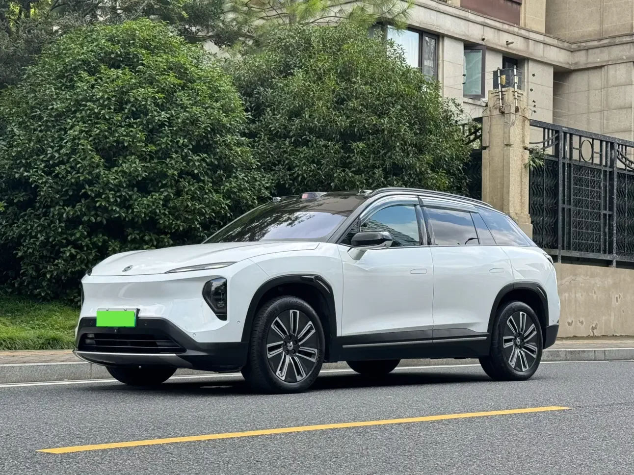 NIO ES7