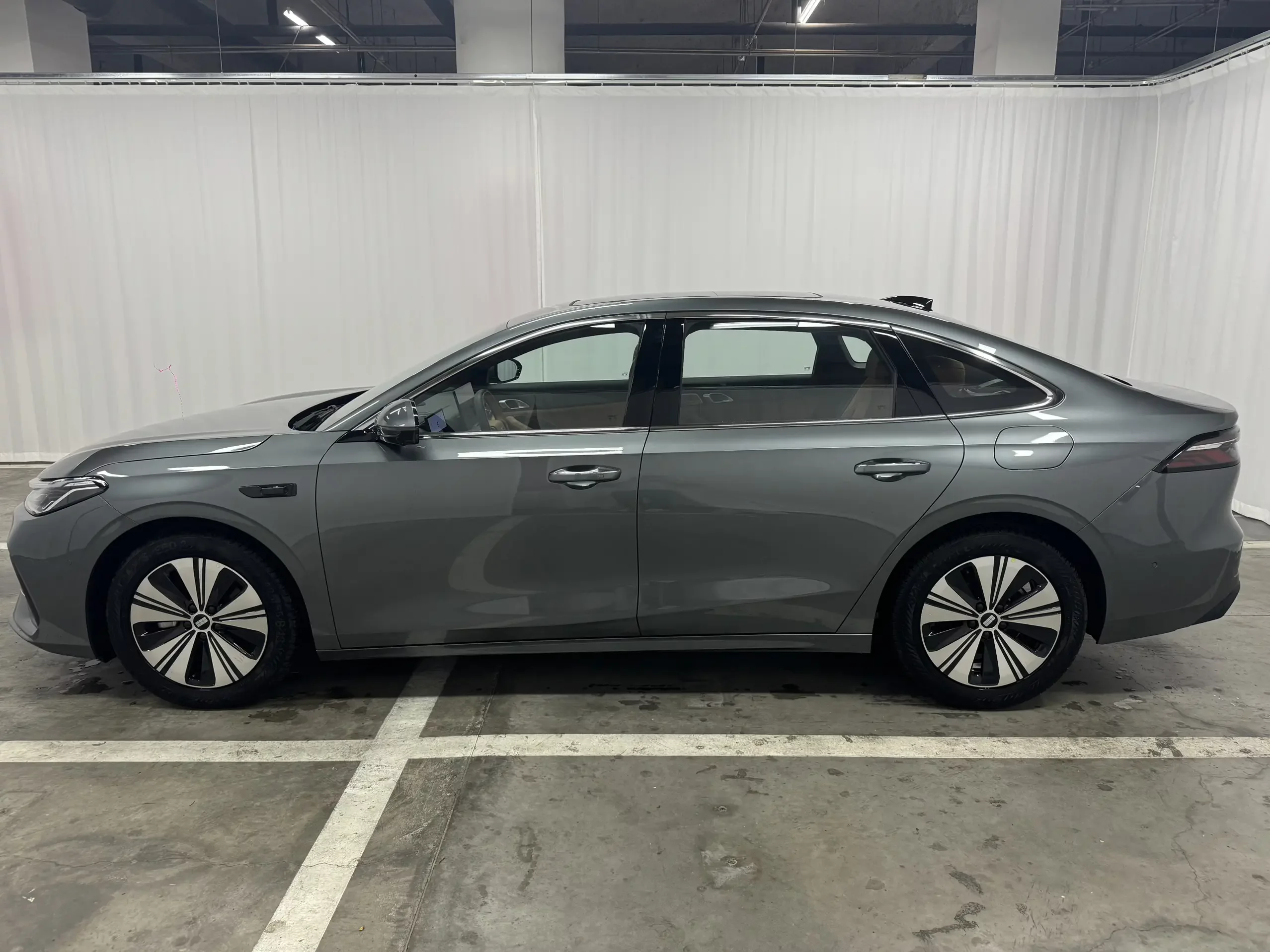 Geely Galaxy A7 EM