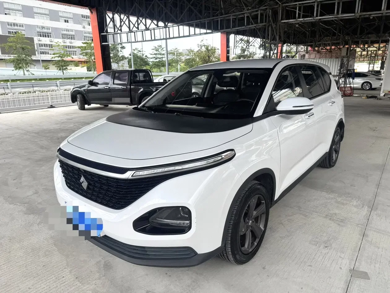 Baojun RM-5  из Китая
