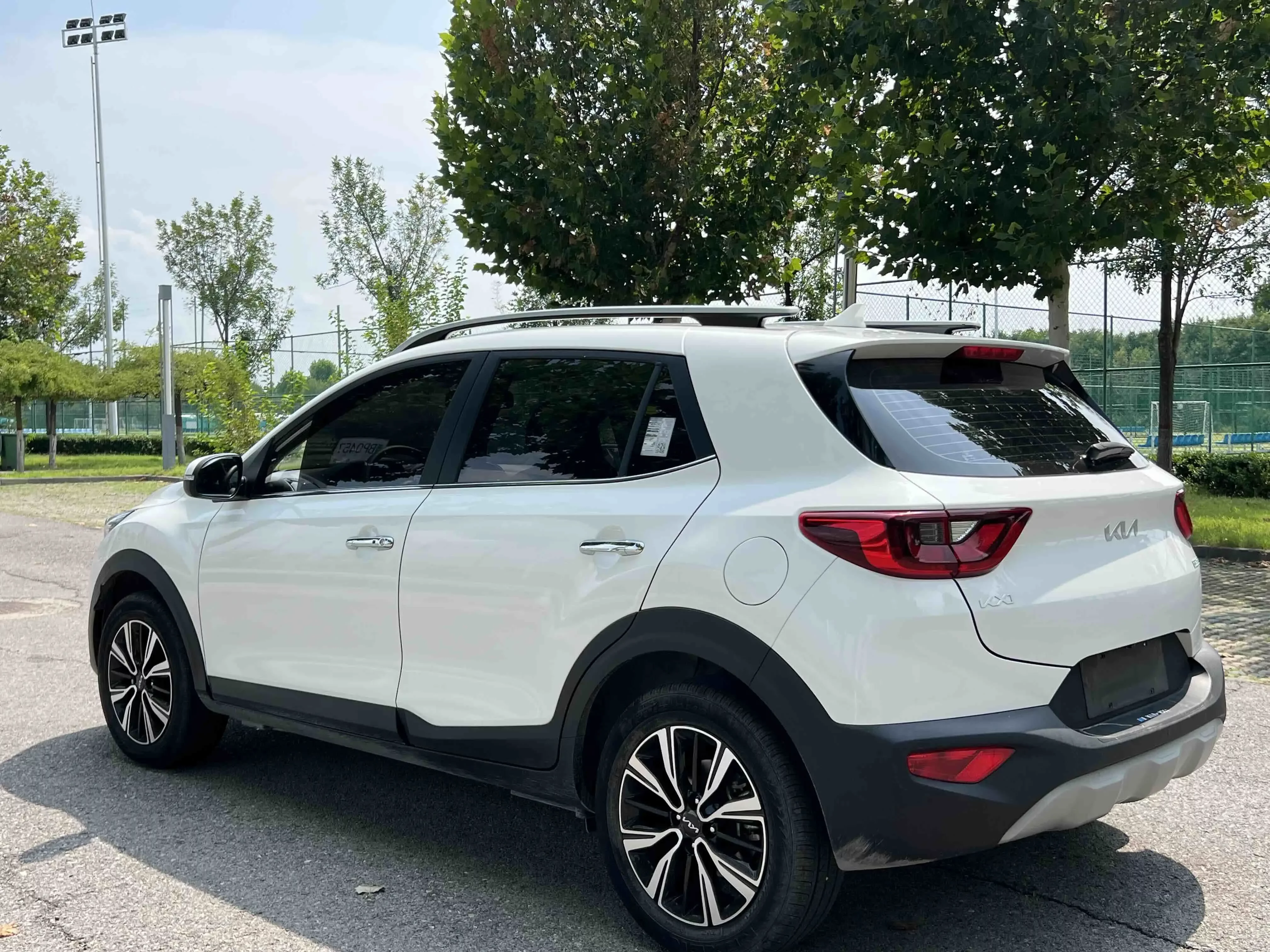 Kia KX1