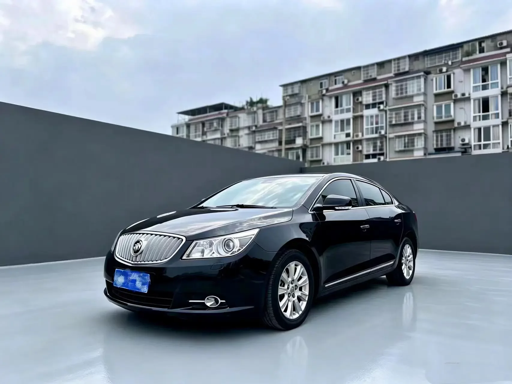 Buick LaCrosse  из Китая
