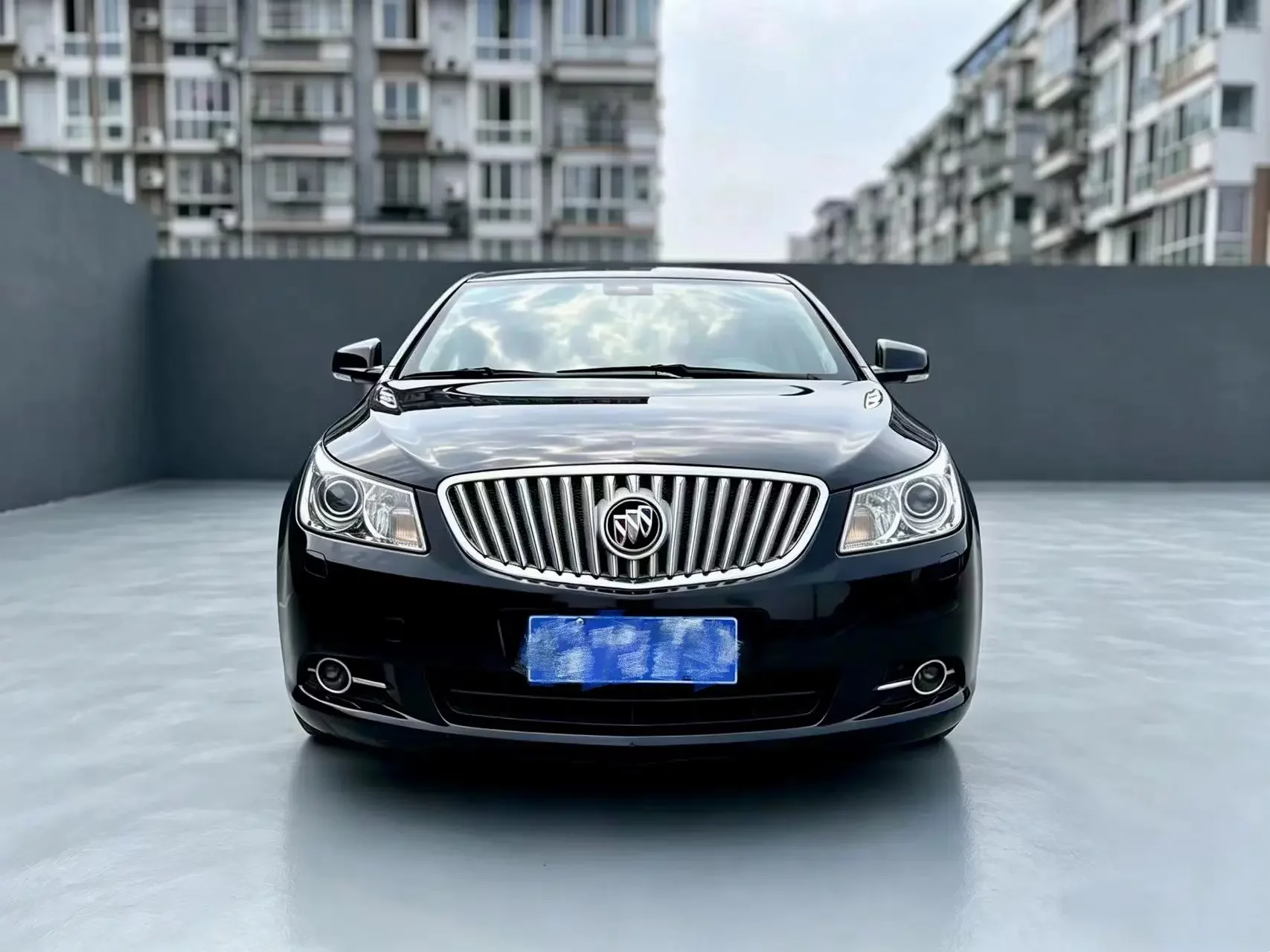 Buick LaCrosse  из Китая