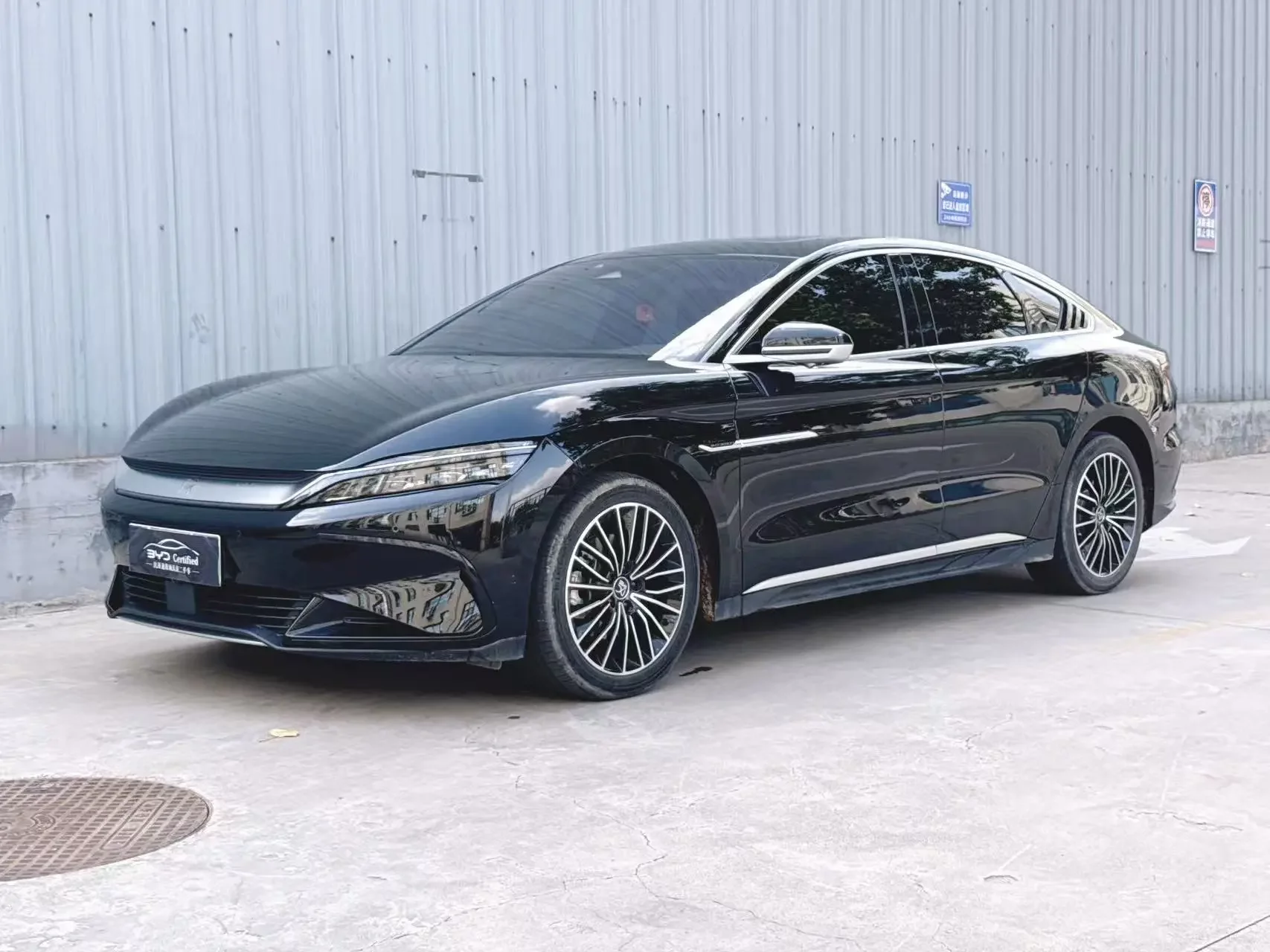 BYD Han EV