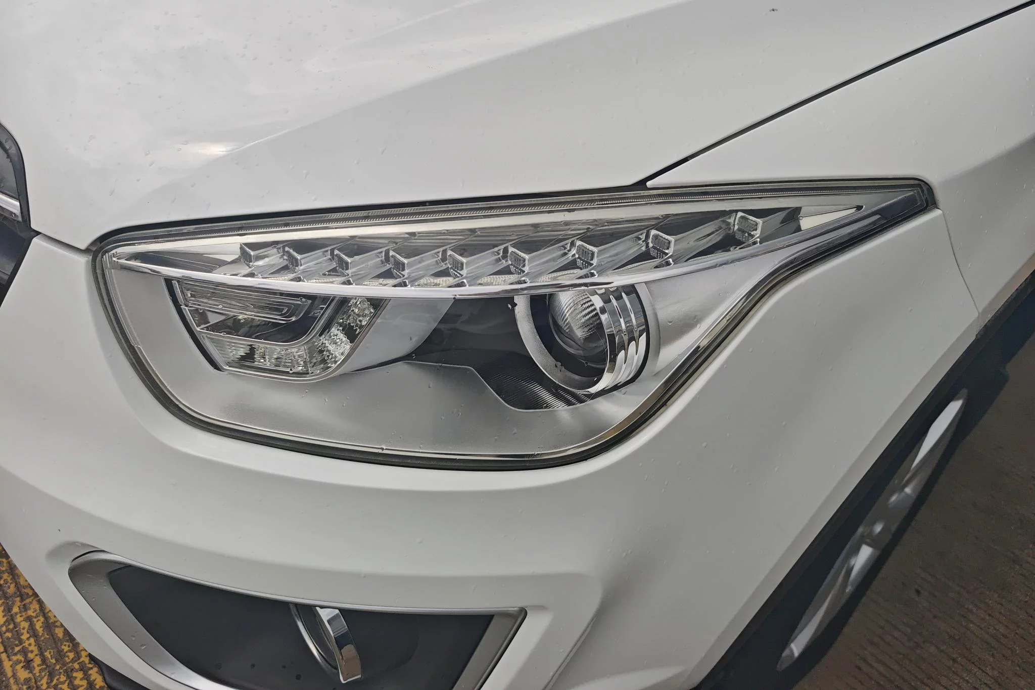 FAW Bestune X80 (Besturn X80)  из Китая