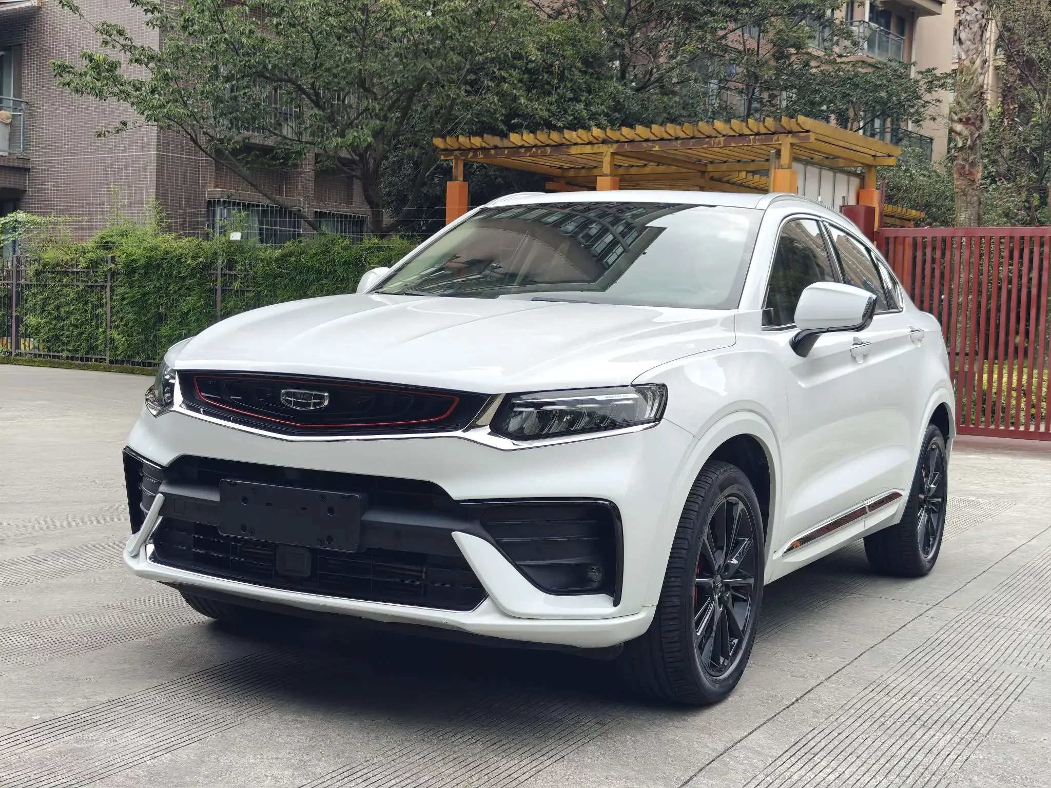 Geely Tugella