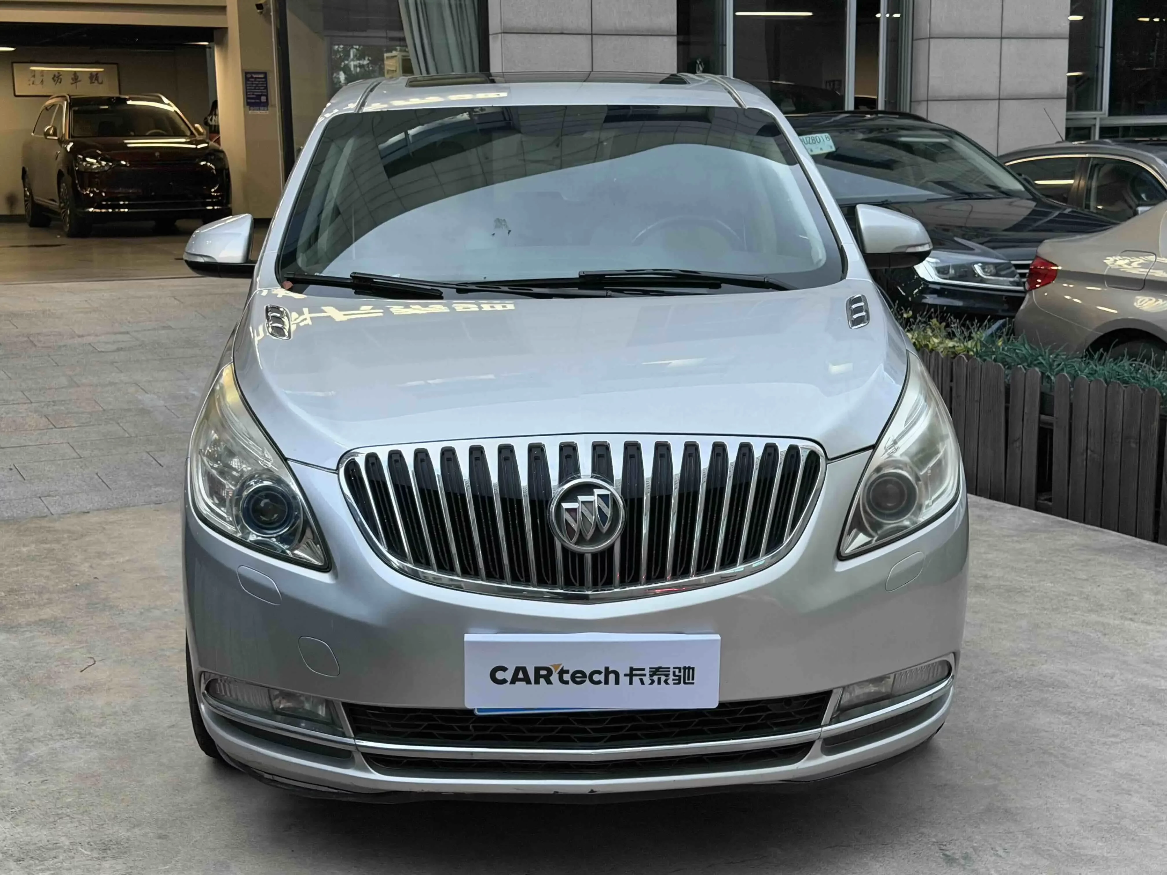 Buick GL8